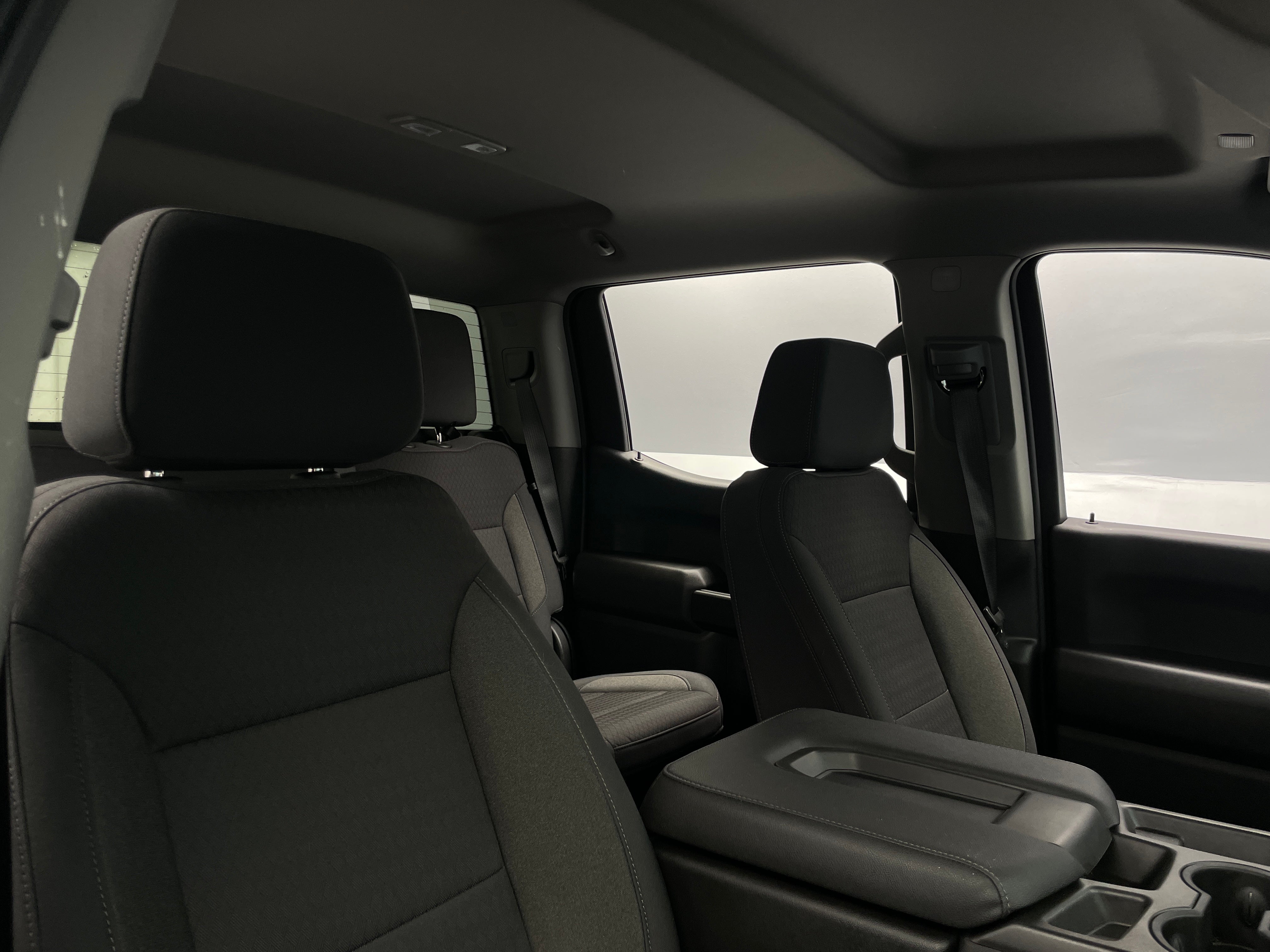 2022 Chevrolet Silverado 1500 Custom 2