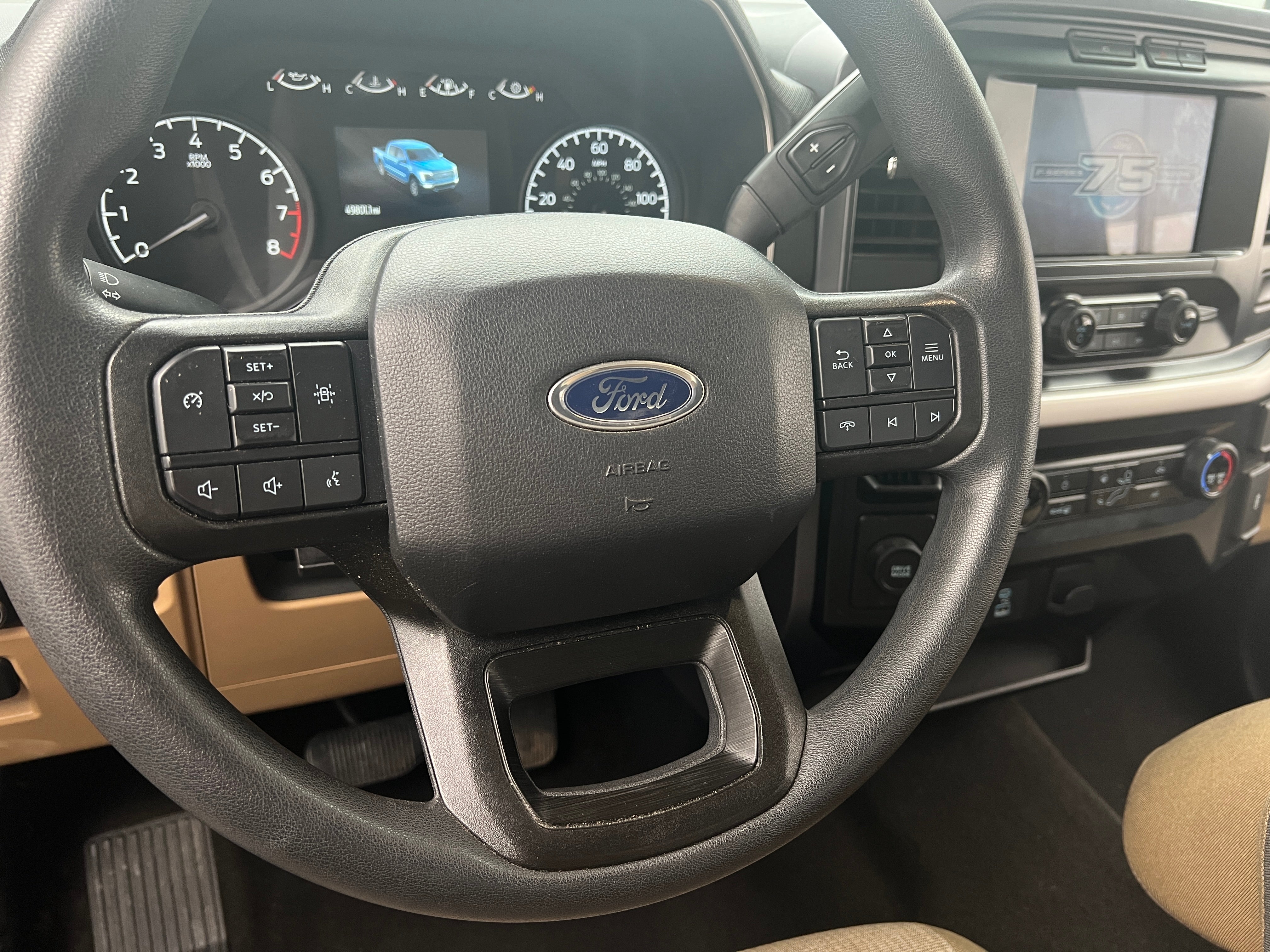 2023 Ford Econoline E-150 5