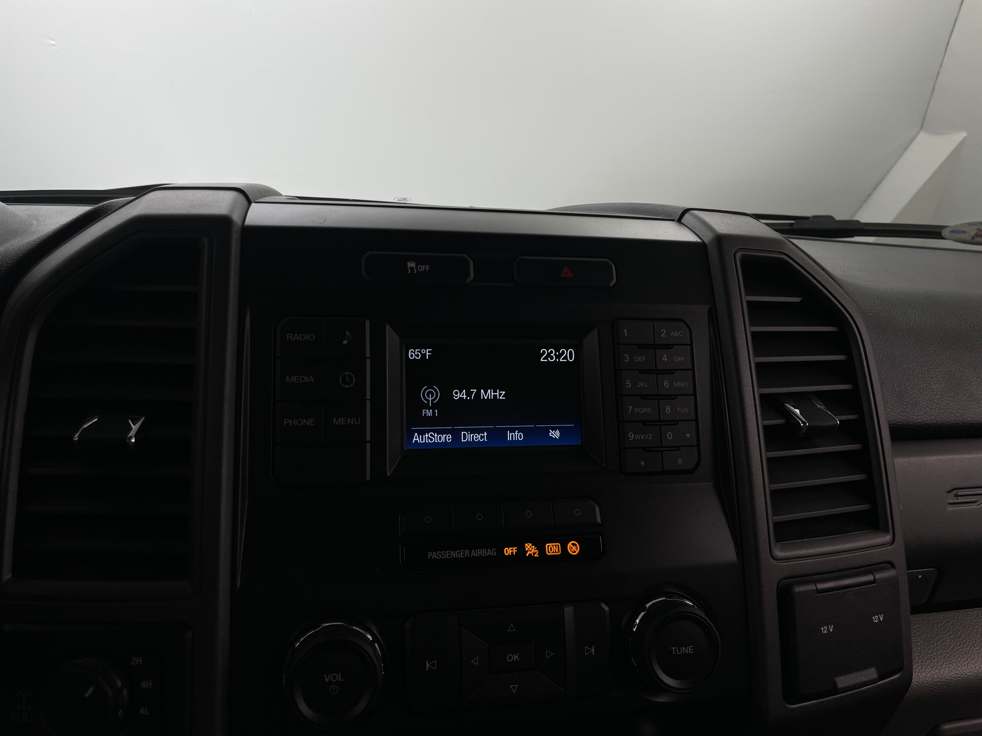 2019 Ford Econoline E-250 4