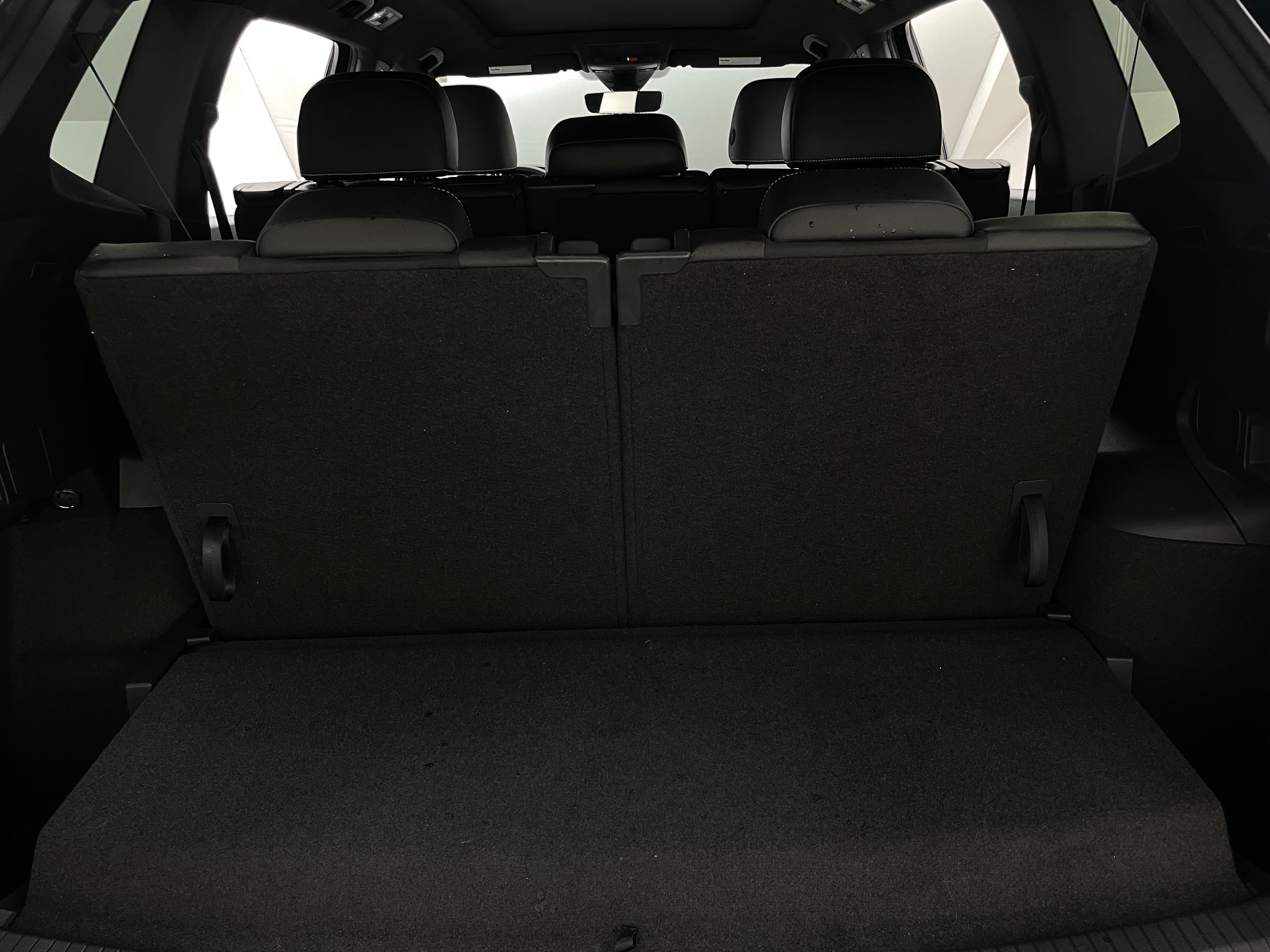 2024 Volkswagen Tiguan SE R-Line Black 6