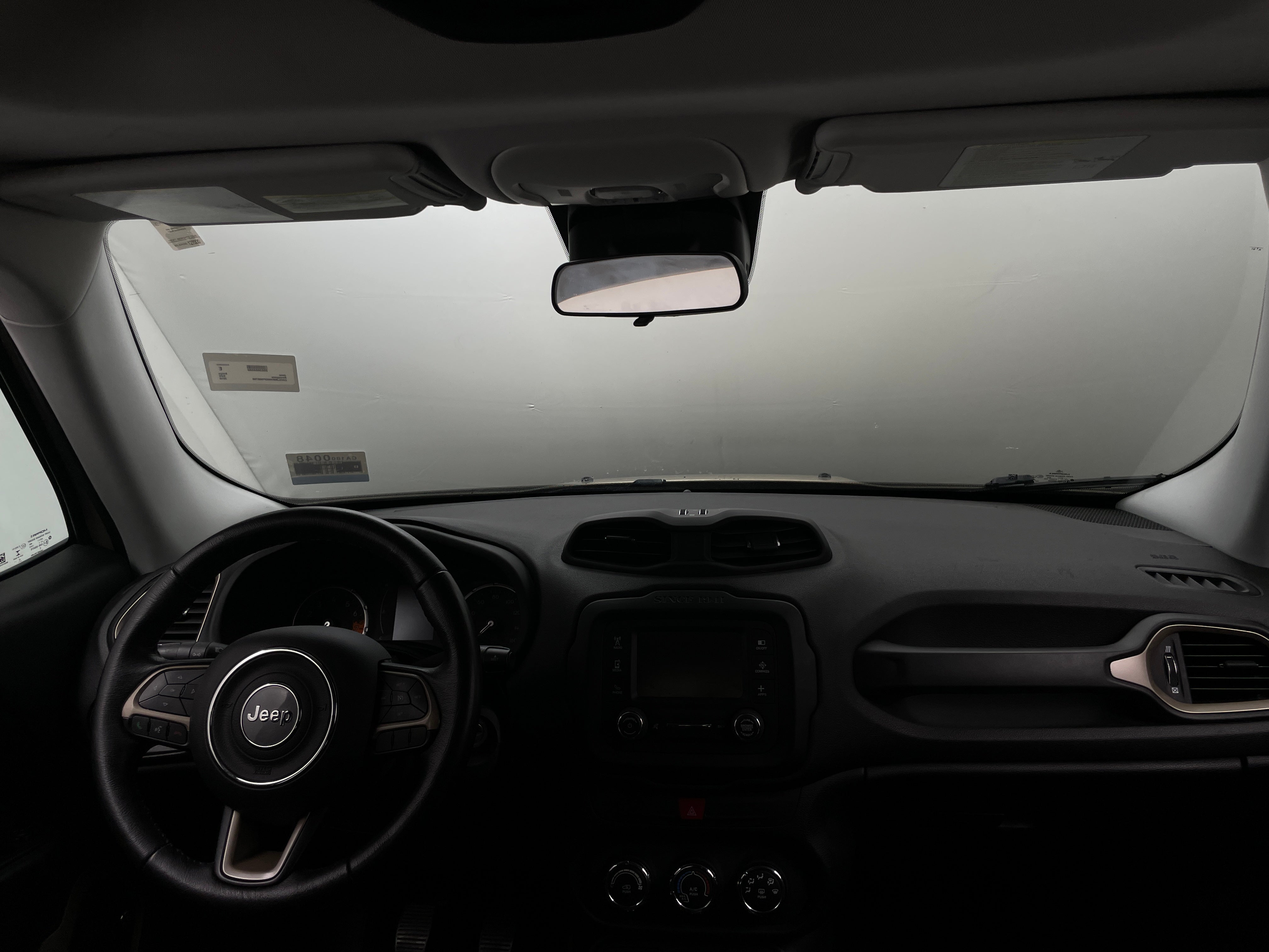 2016 Jeep Renegade 75th Anniversary Edition 3
