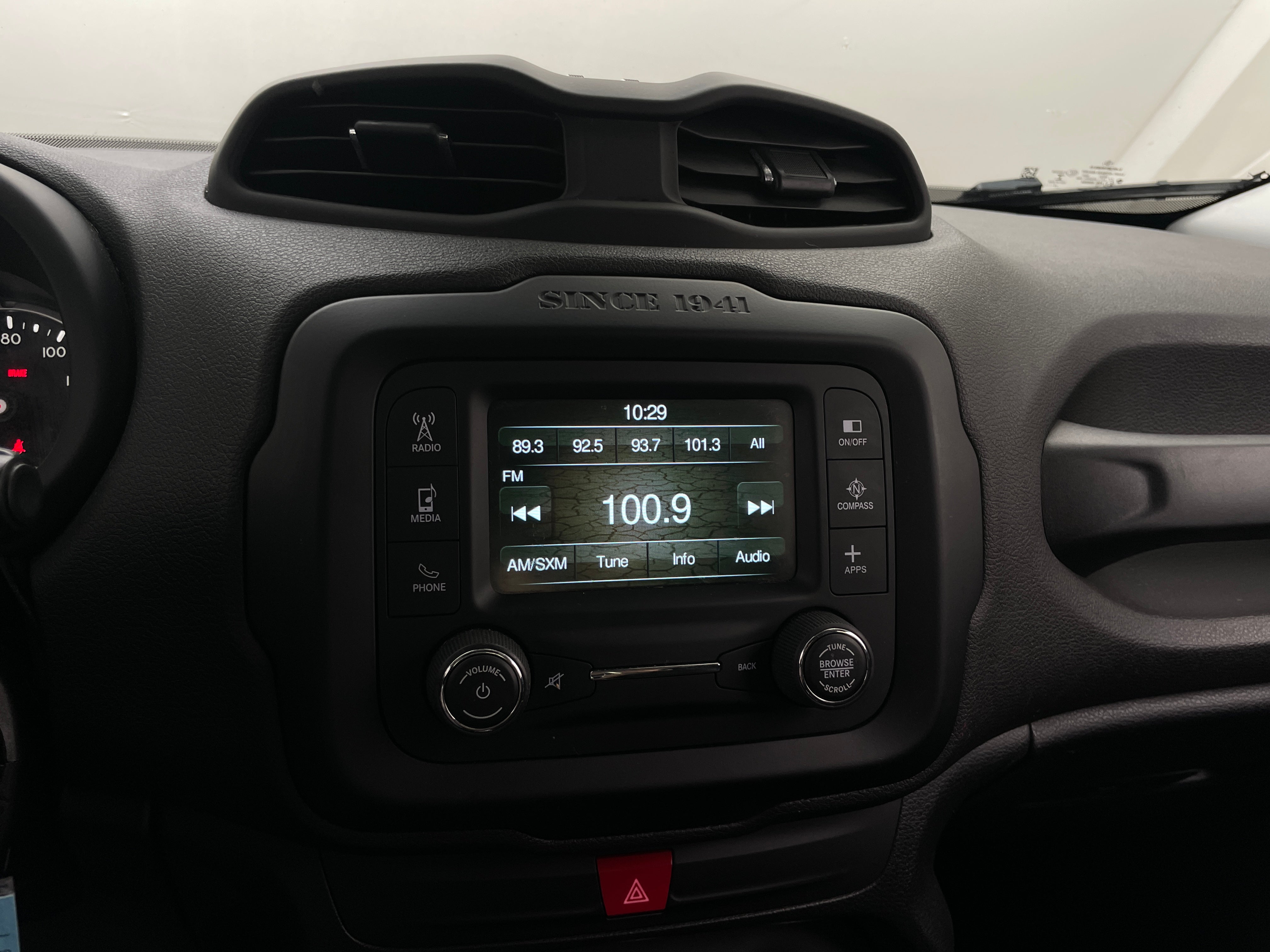 2016 Jeep Renegade 75th Anniversary Edition 4