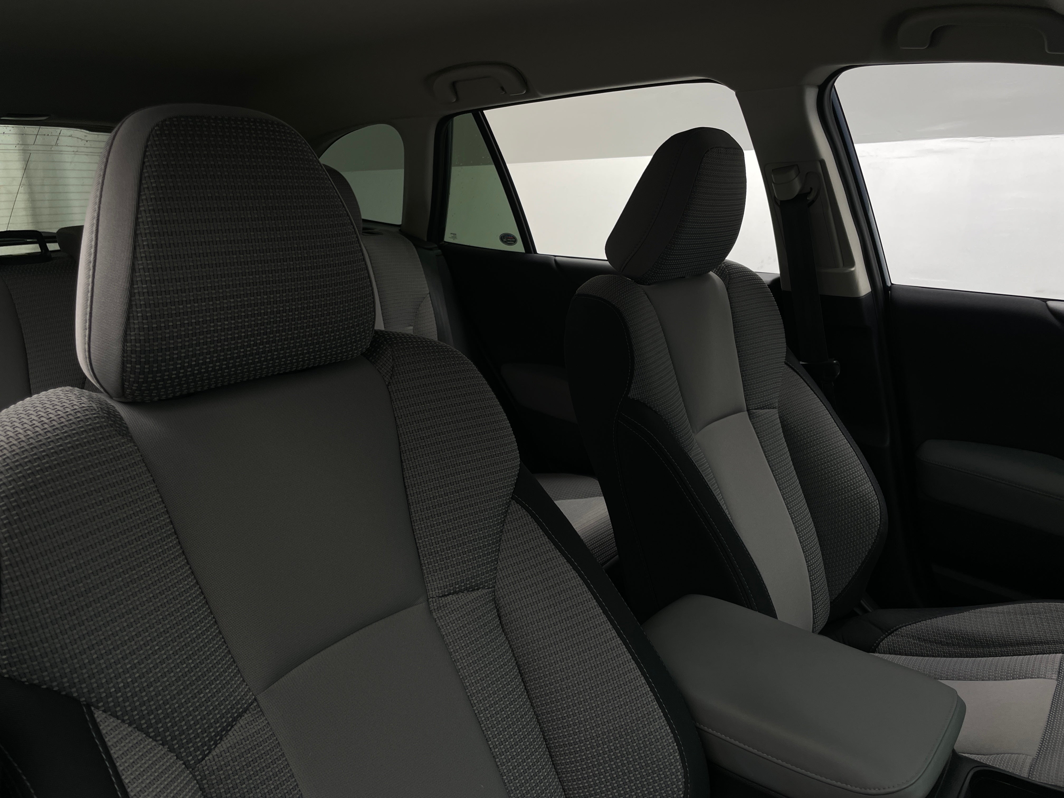 2020 Subaru Outback Premium 2