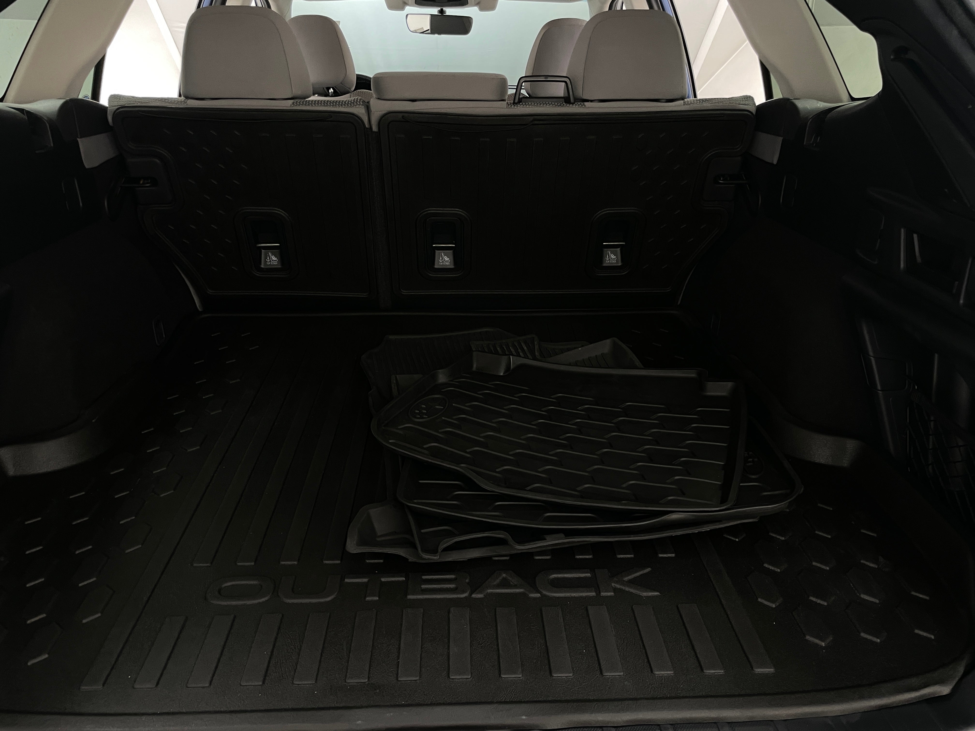 2020 Subaru Outback Premium 7