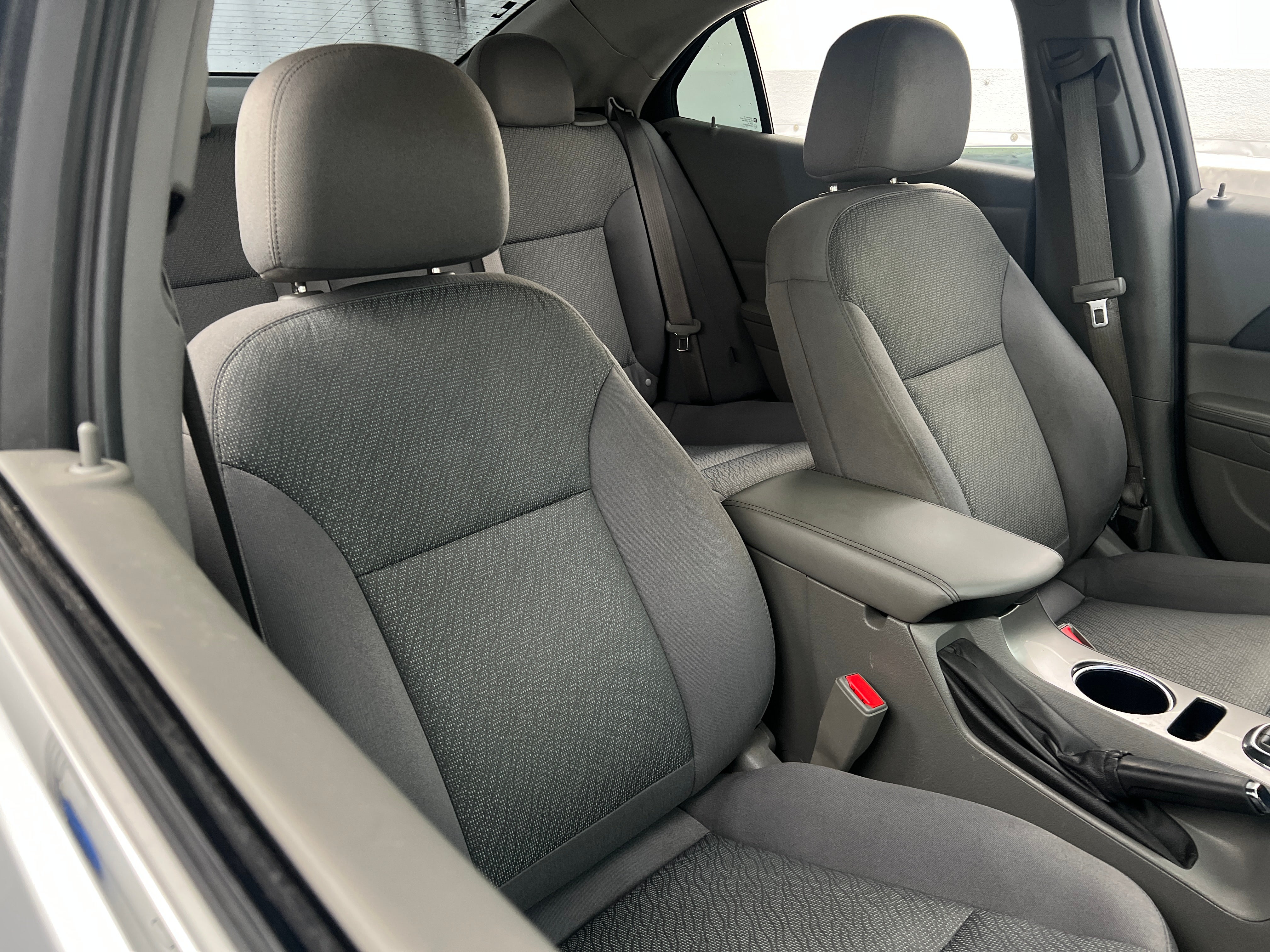 2016 Chevrolet Malibu LS 2