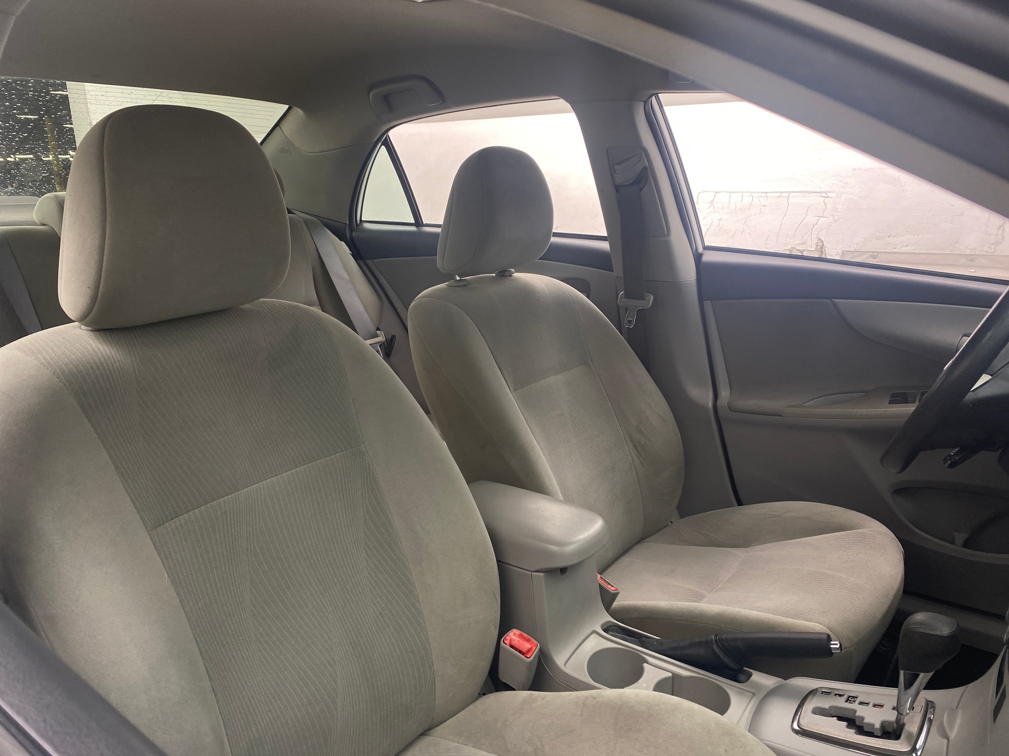 2012 Toyota Corolla LE 2