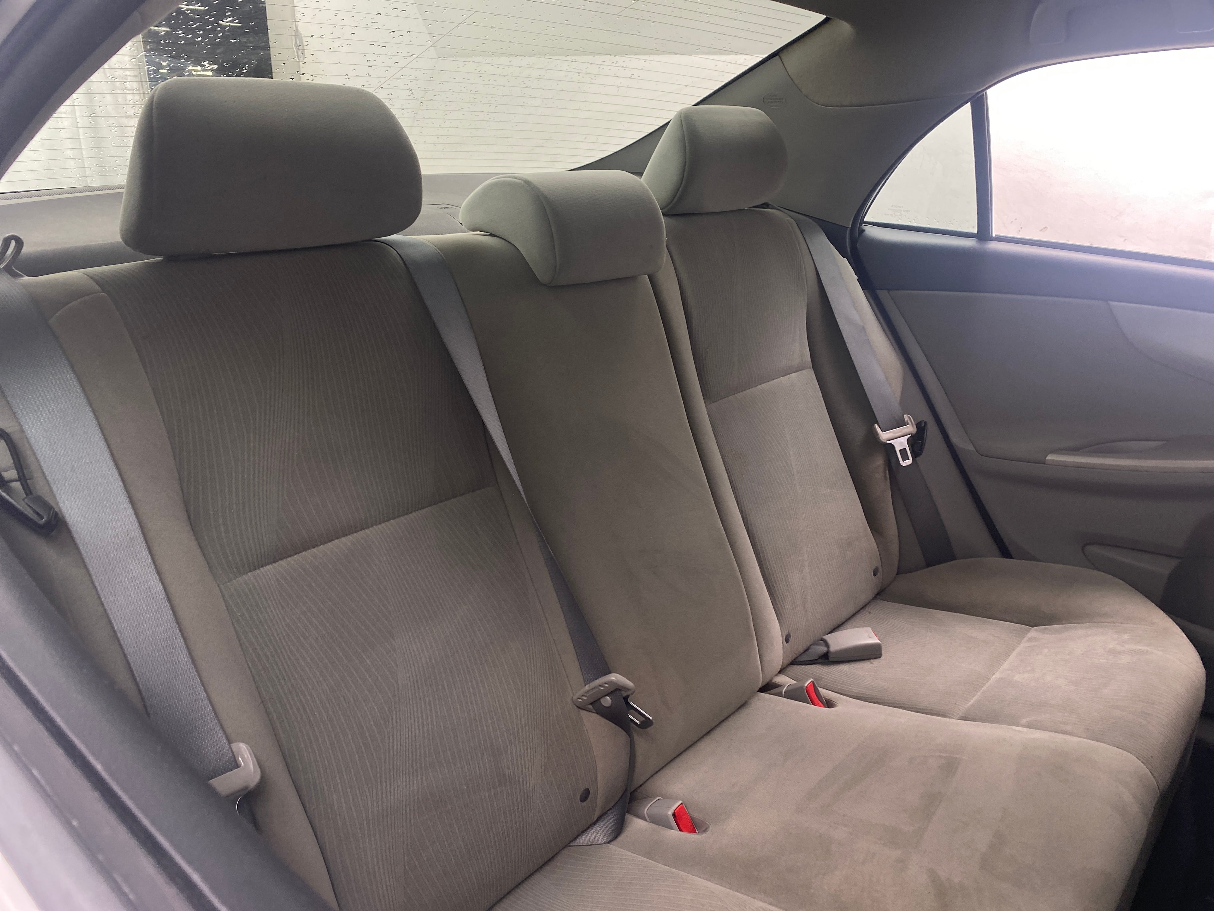2012 Toyota Corolla LE 6