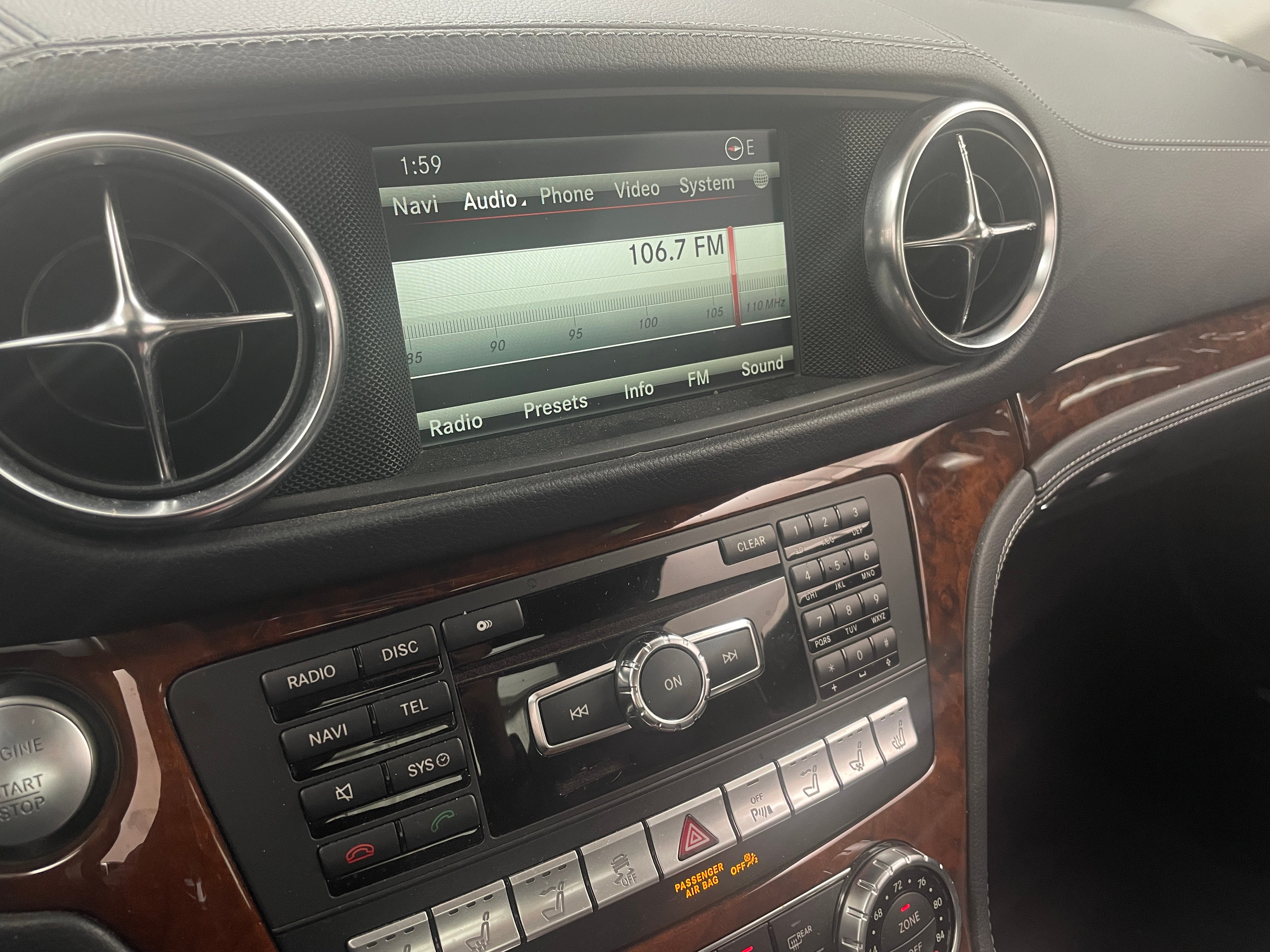 2014 Mercedes-Benz SL-Class SL 550 2
