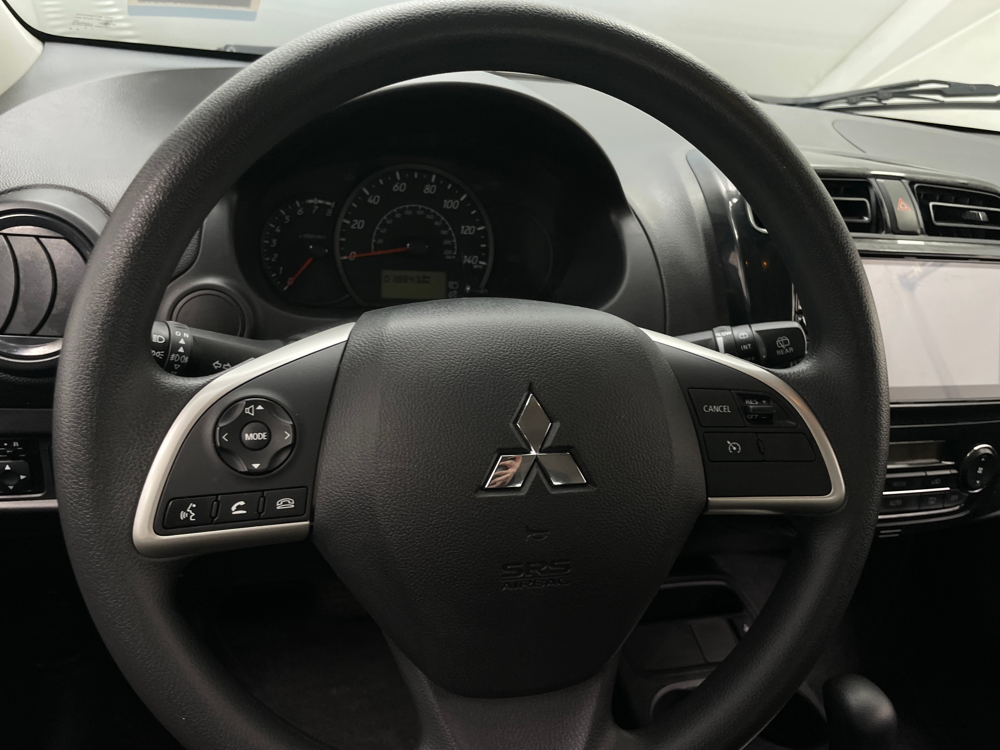 2024 Mitsubishi Mirage ES 5