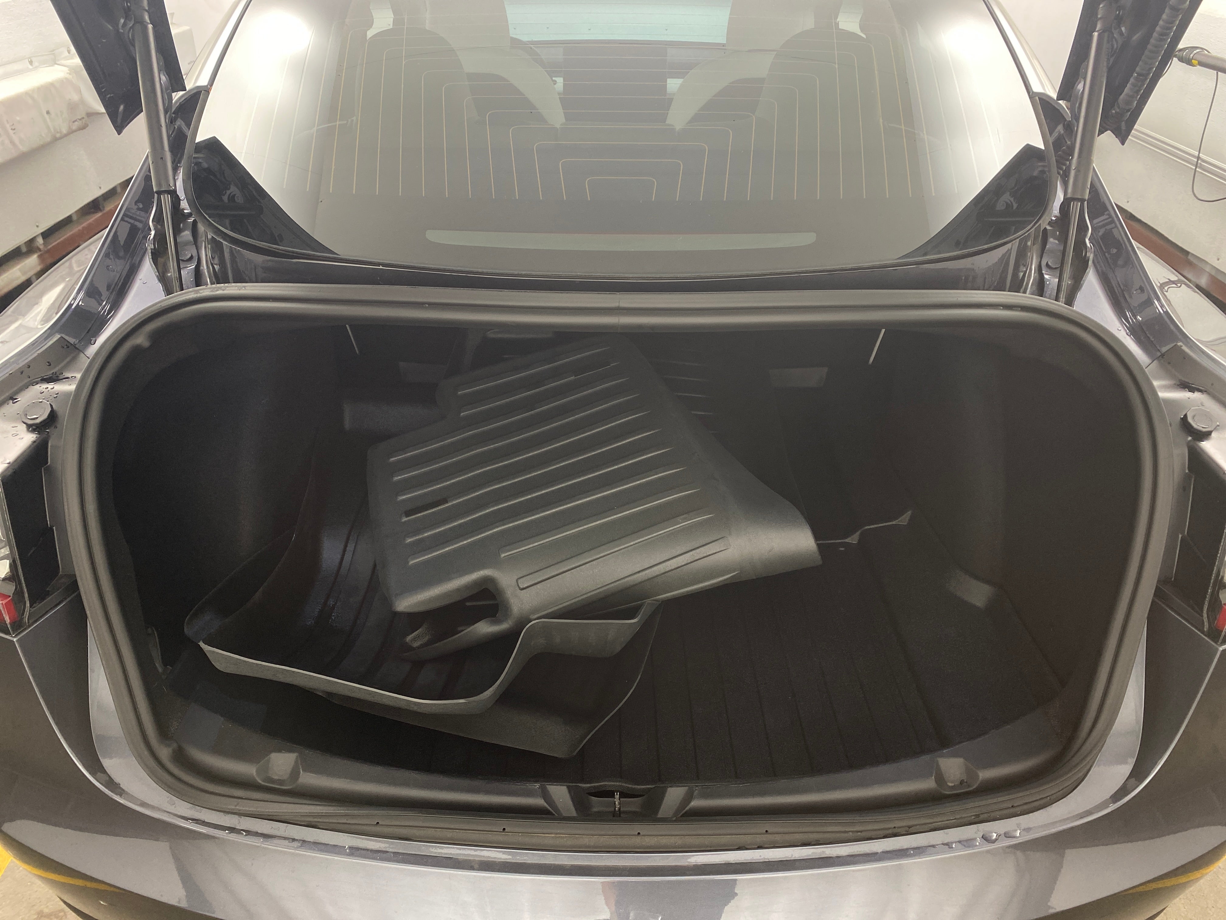 2018 Tesla Model 3 Mid Range 7