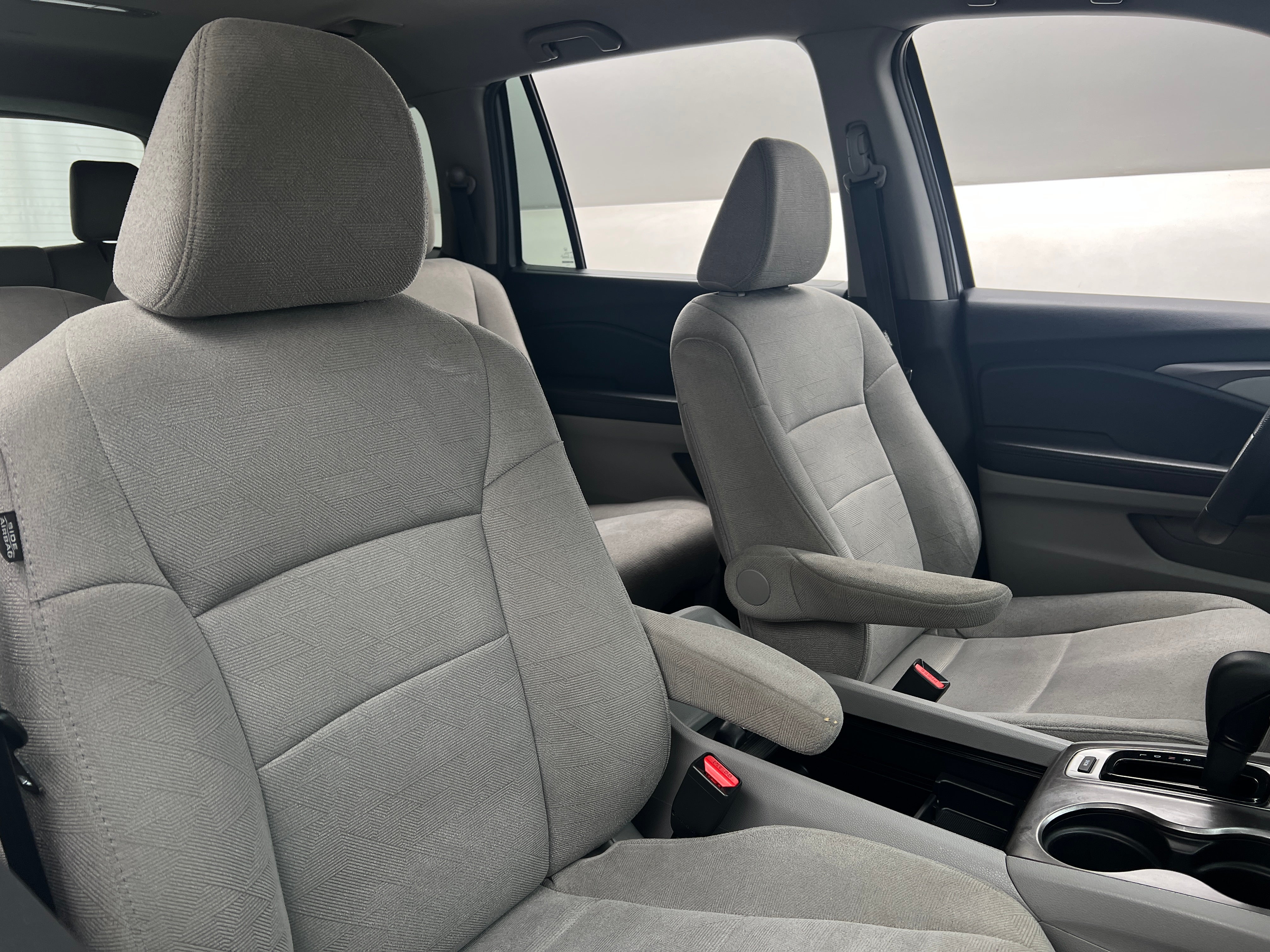 2020 Honda Pilot EX 2