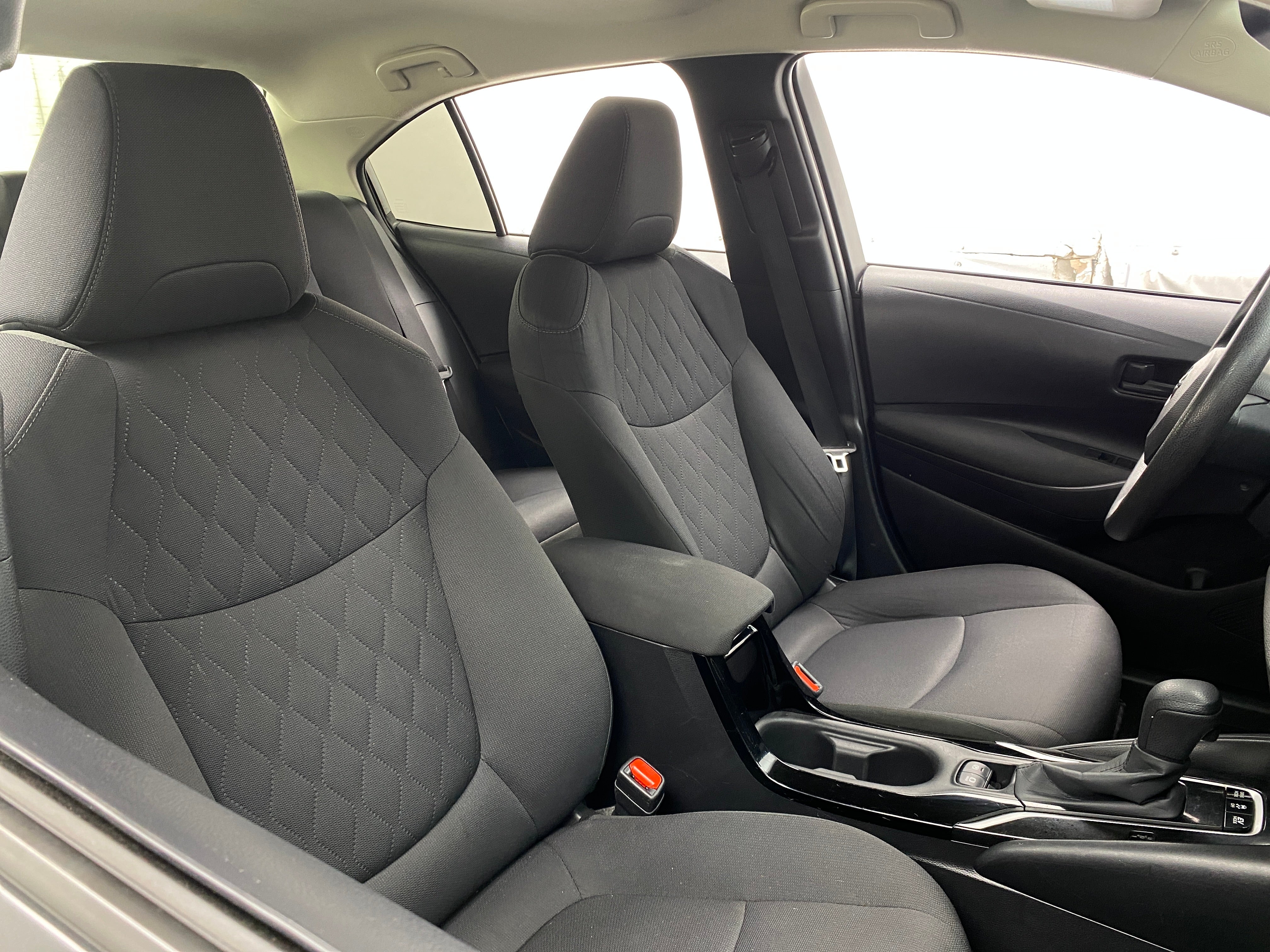 2022 Toyota Corolla LE 2