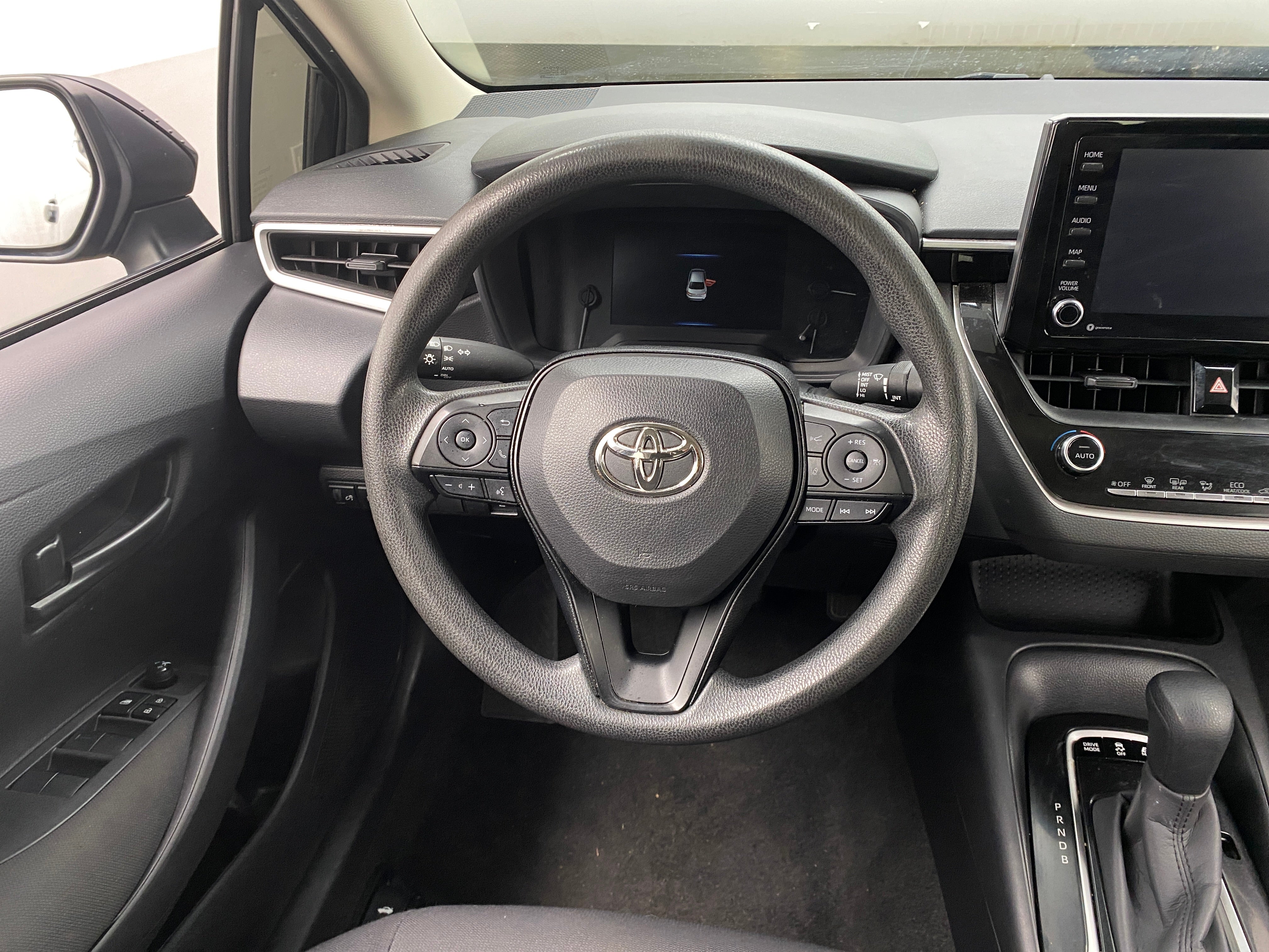 2022 Toyota Corolla LE 5