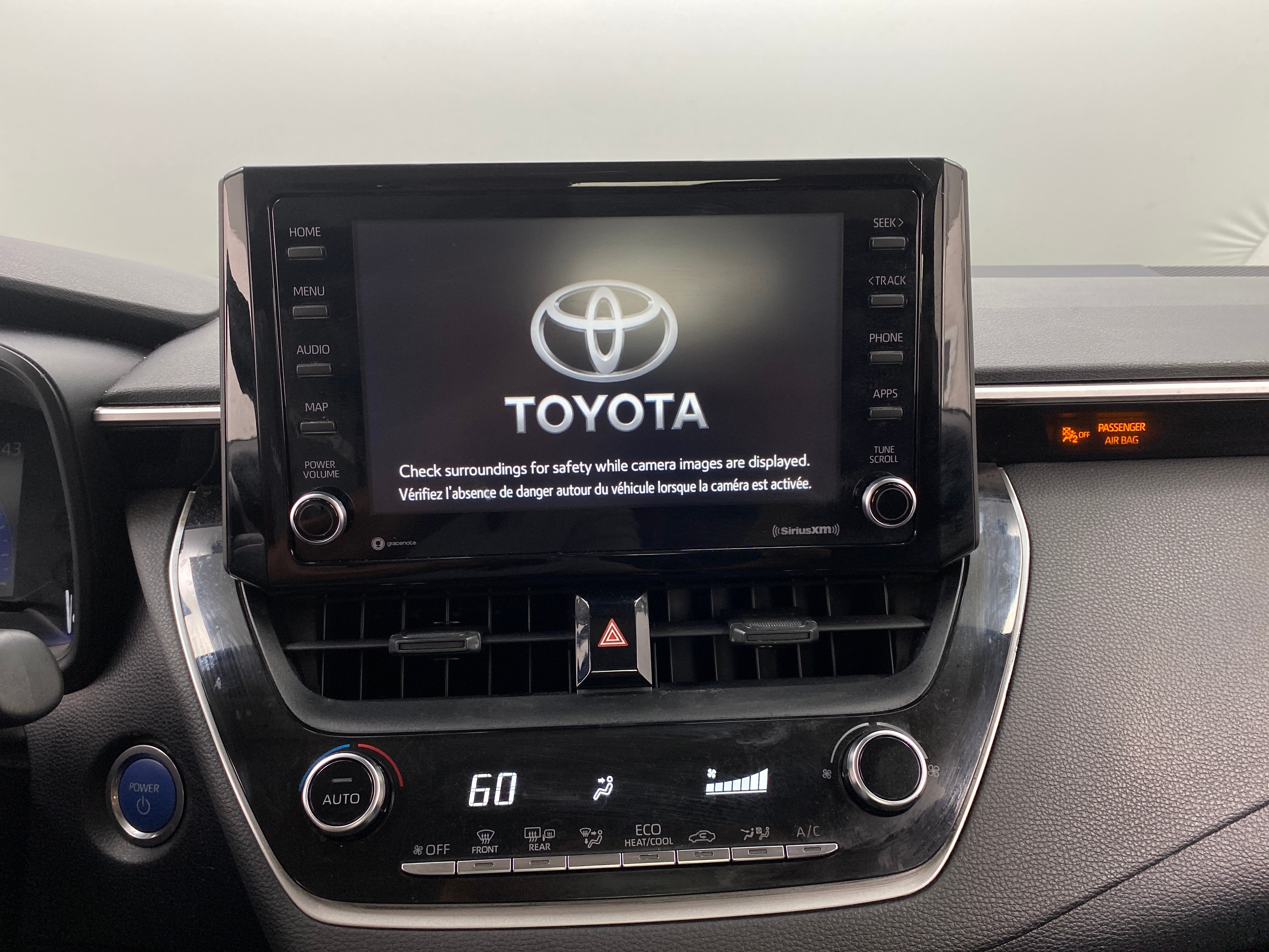 2022 Toyota Corolla LE 4