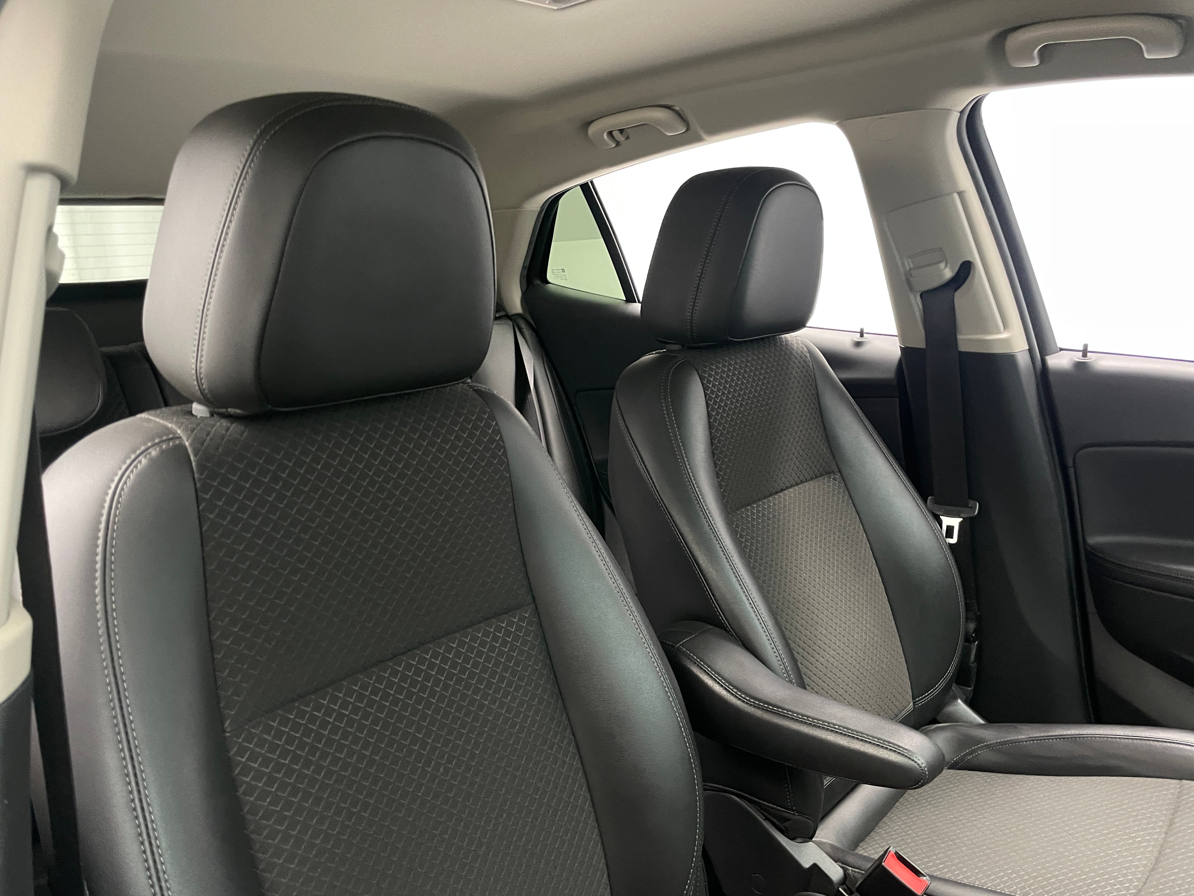 2018 Buick Encore Sport Touring 2