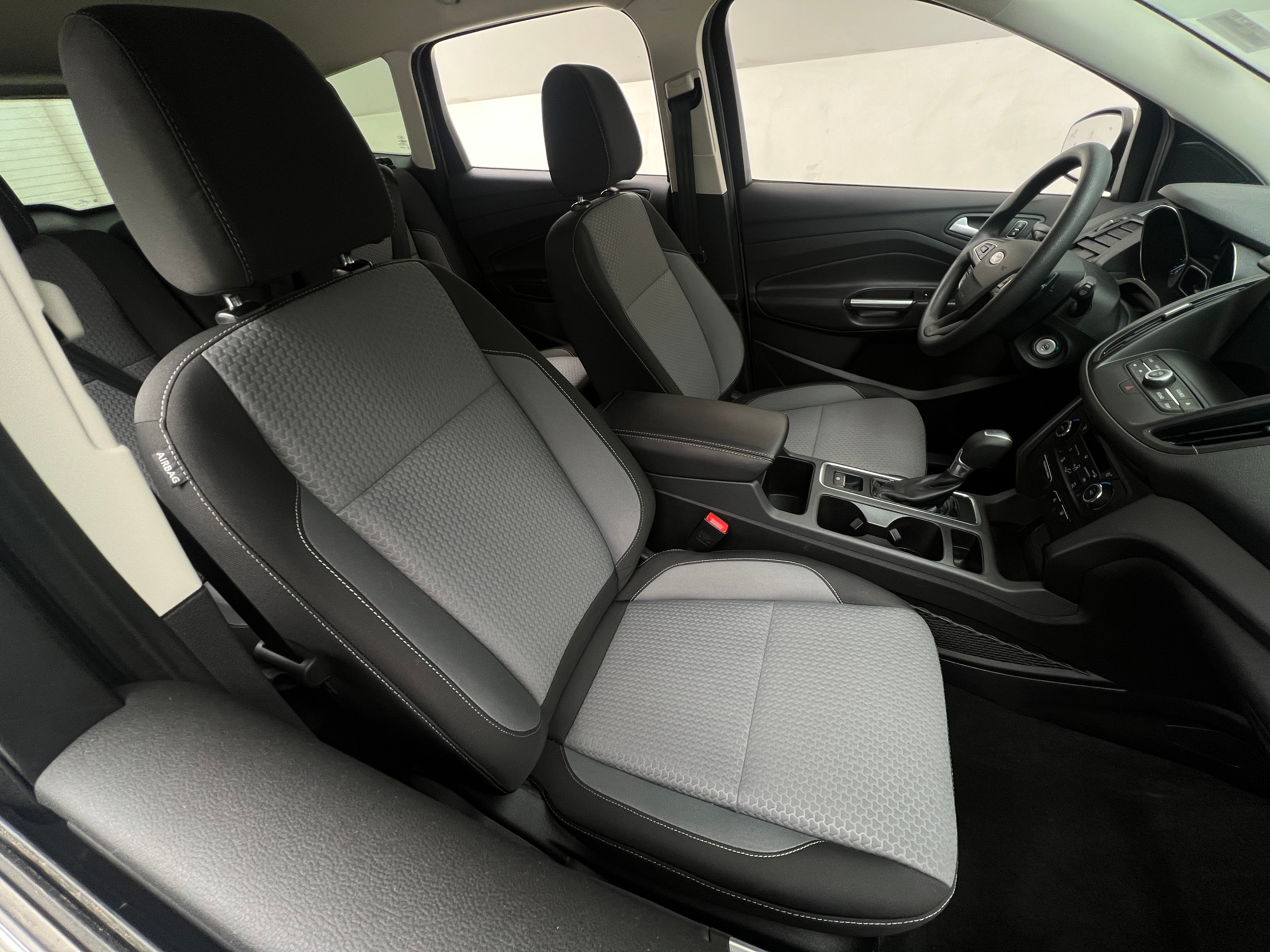 2017 Ford Escape SE 2