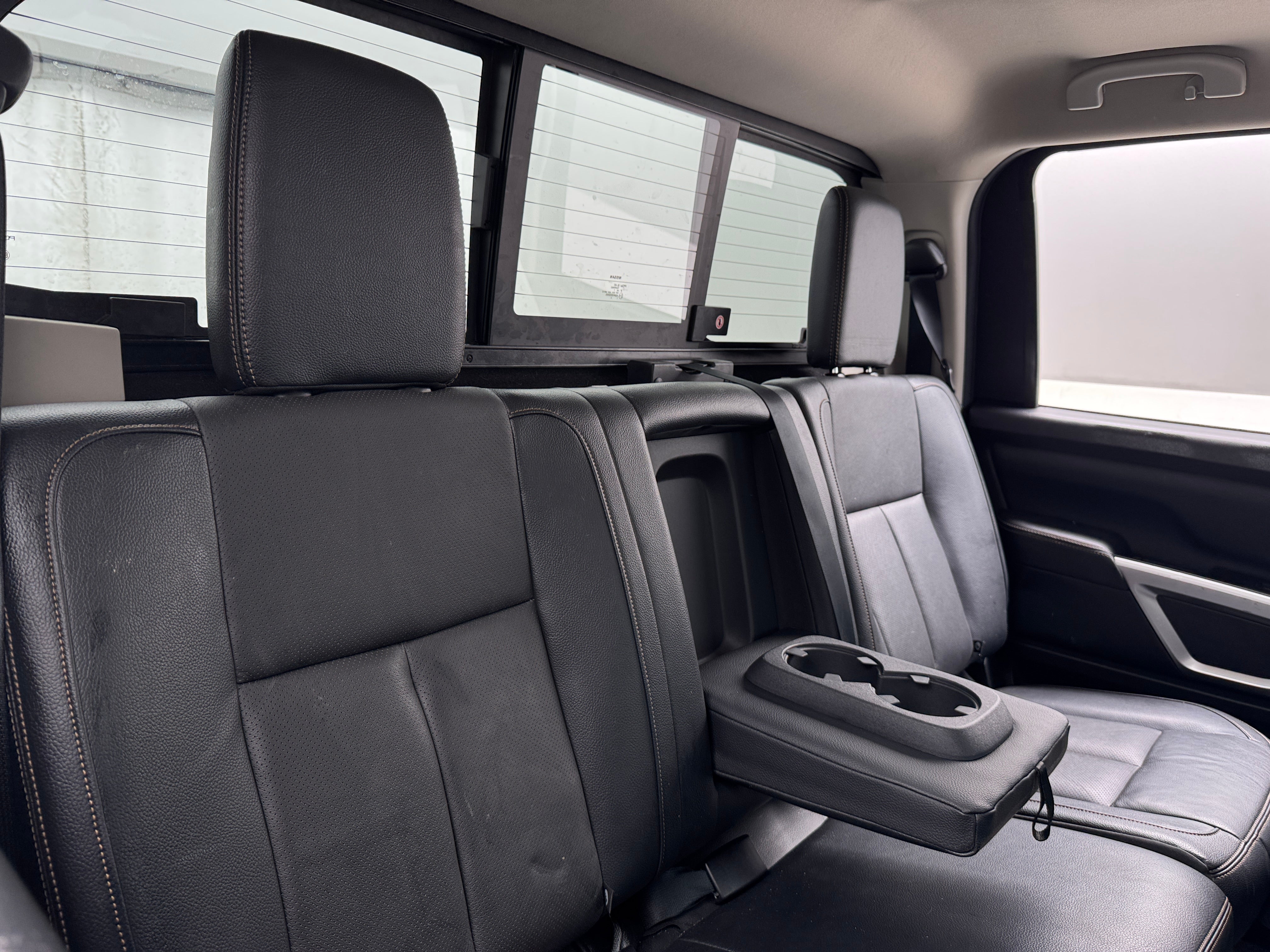 2017 Nissan Titan SL 5