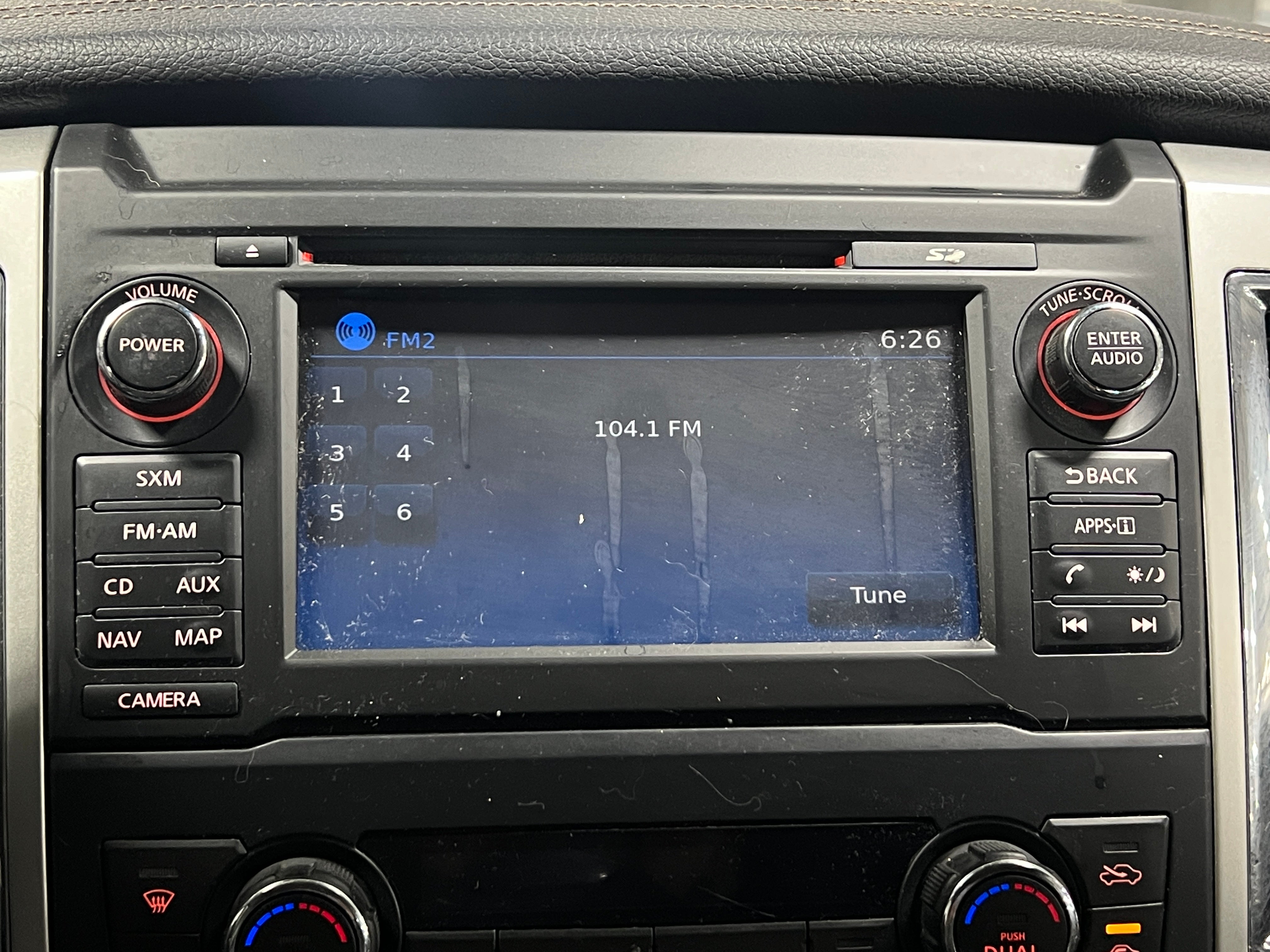 2017 Nissan Titan SL 3