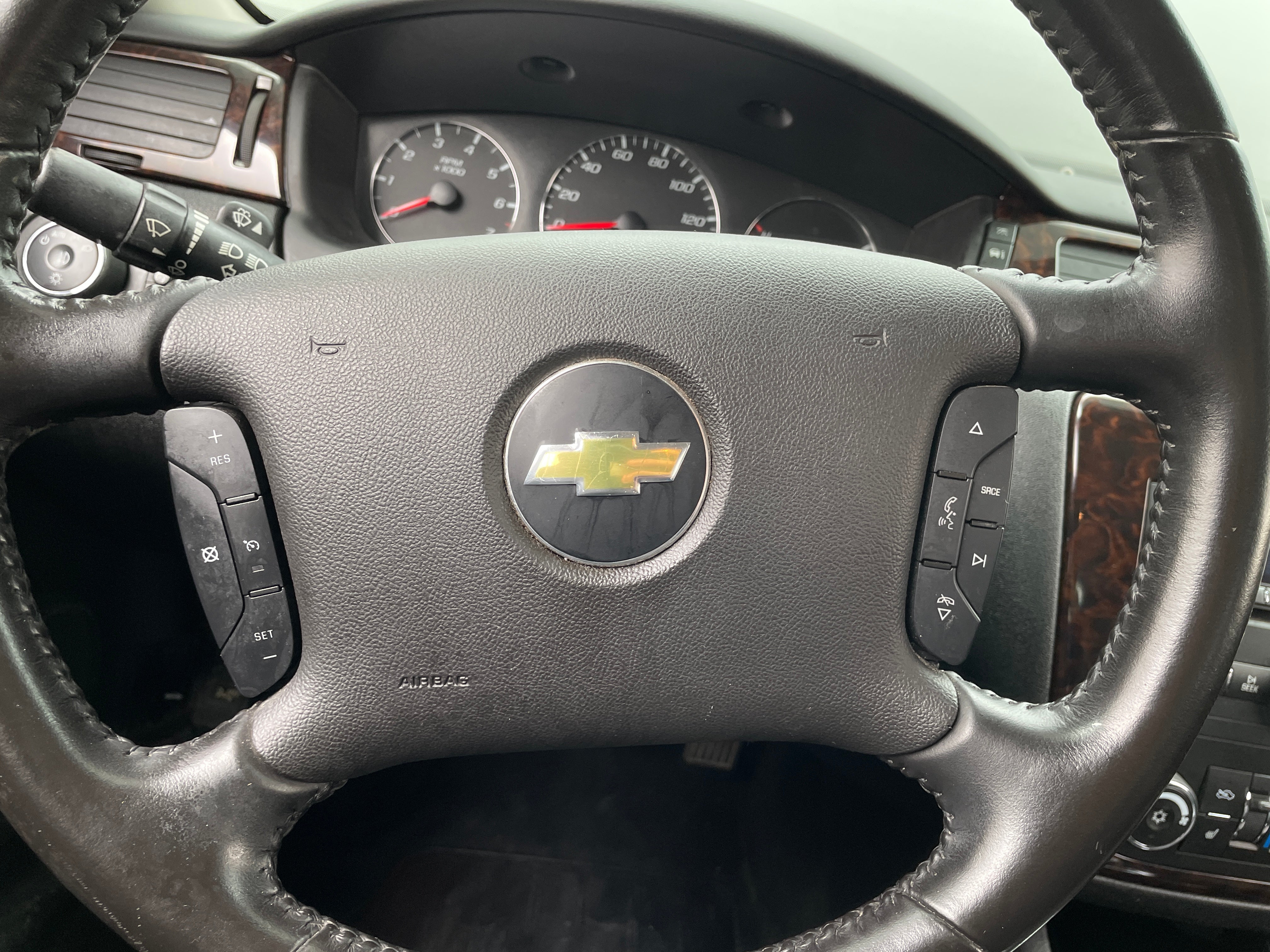 2013 Chevrolet Impala LTZ 4
