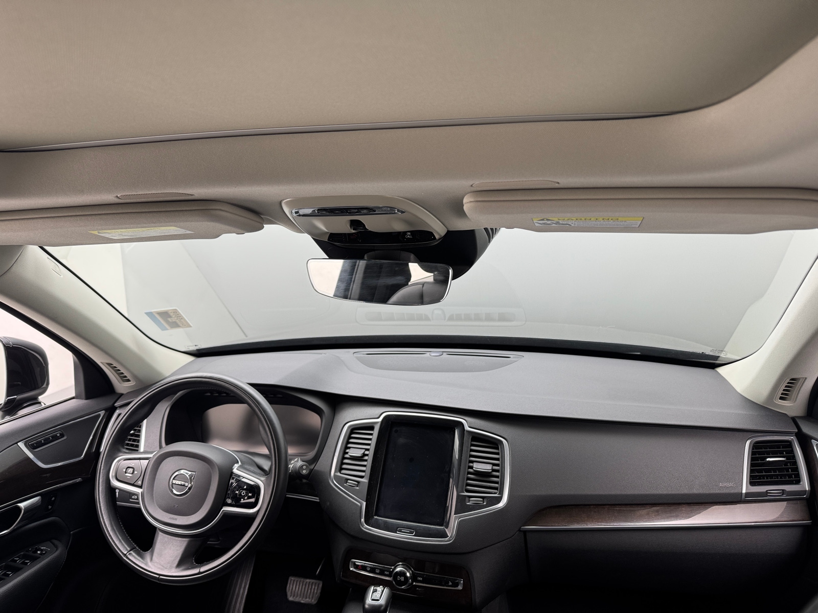 Thumbnail: 2018 Volvo XC90 - 2