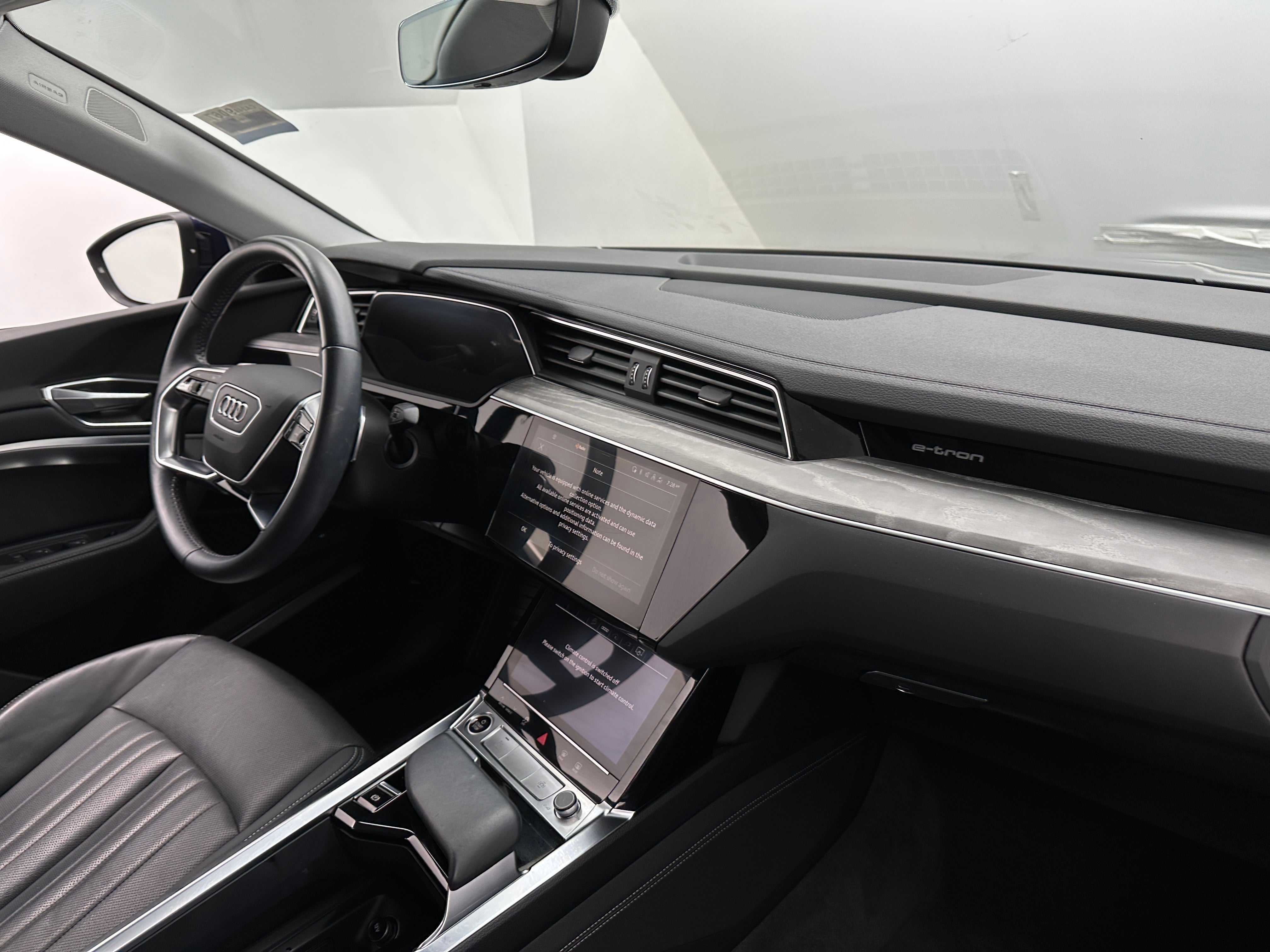 2021 Audi e-tron S Premium Plus 2