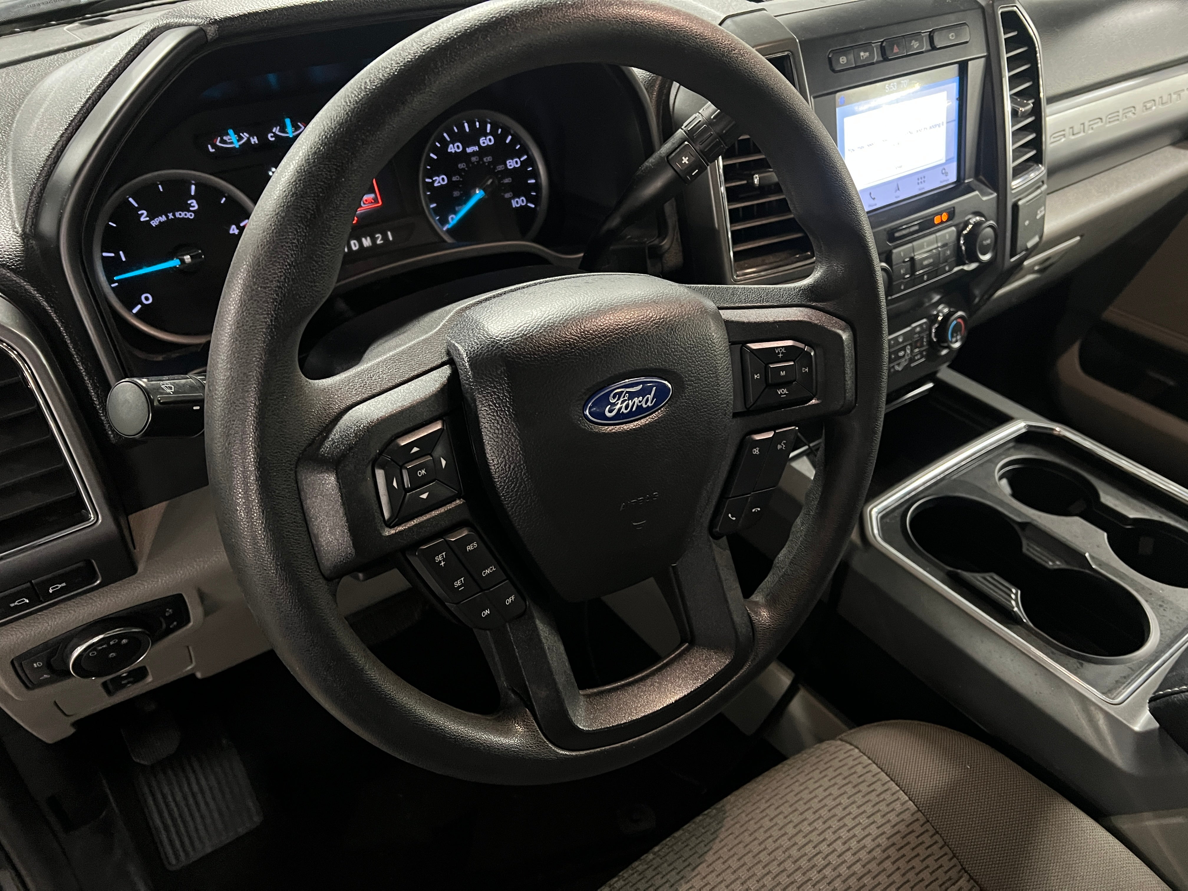 2019 Ford Econoline E-250 5