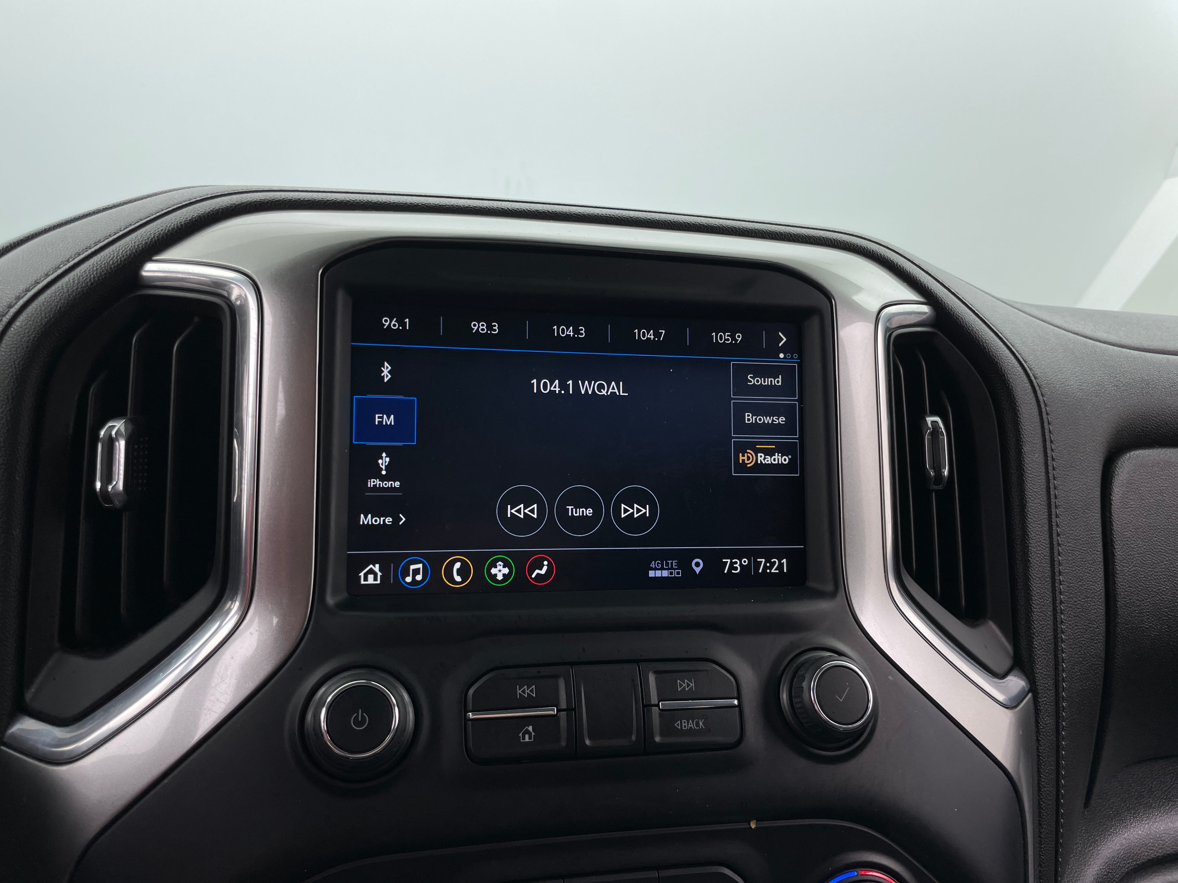 2019 Chevrolet Silverado 1500 RST 4