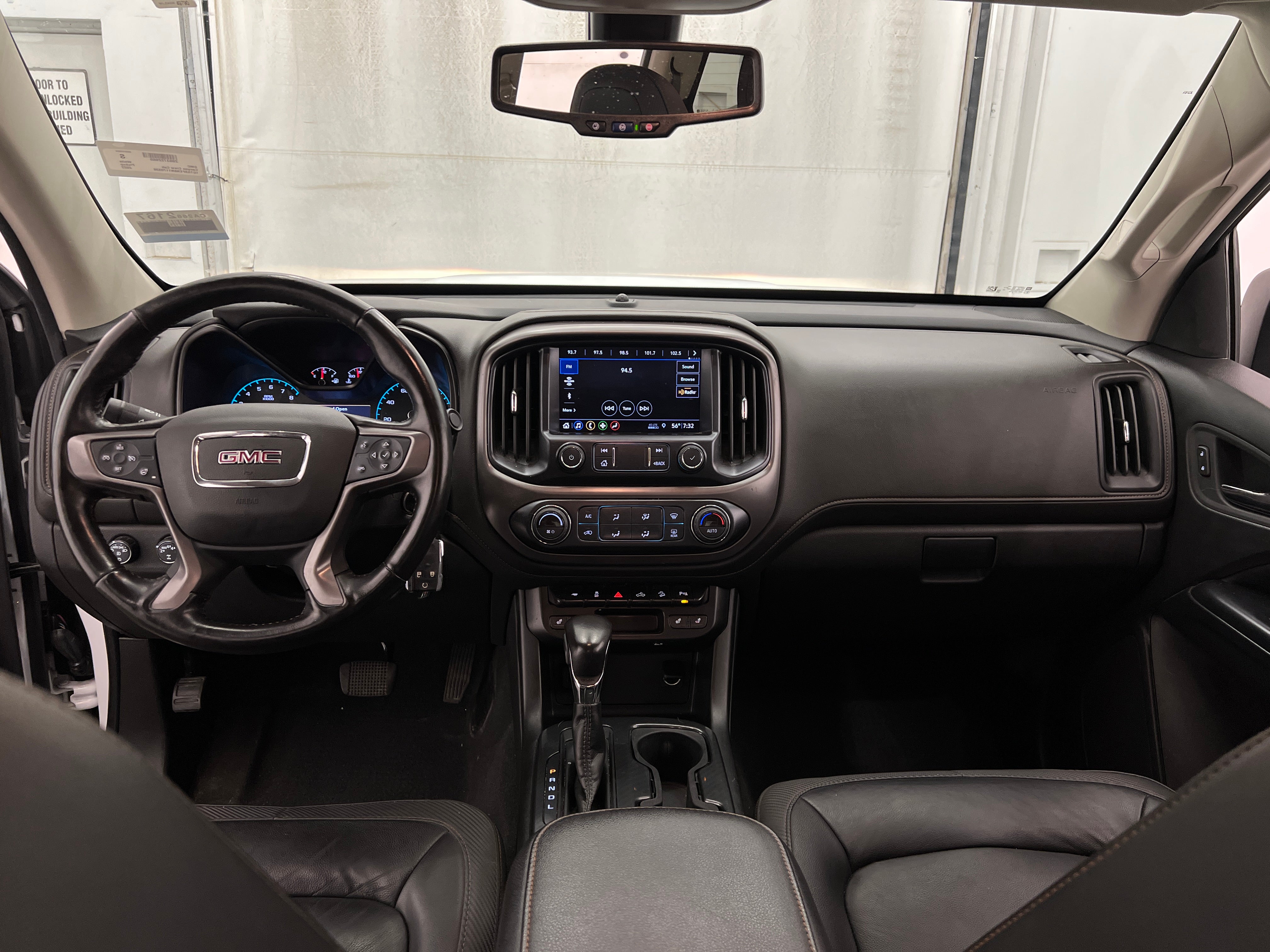 2022 GMC Canyon AT4 2