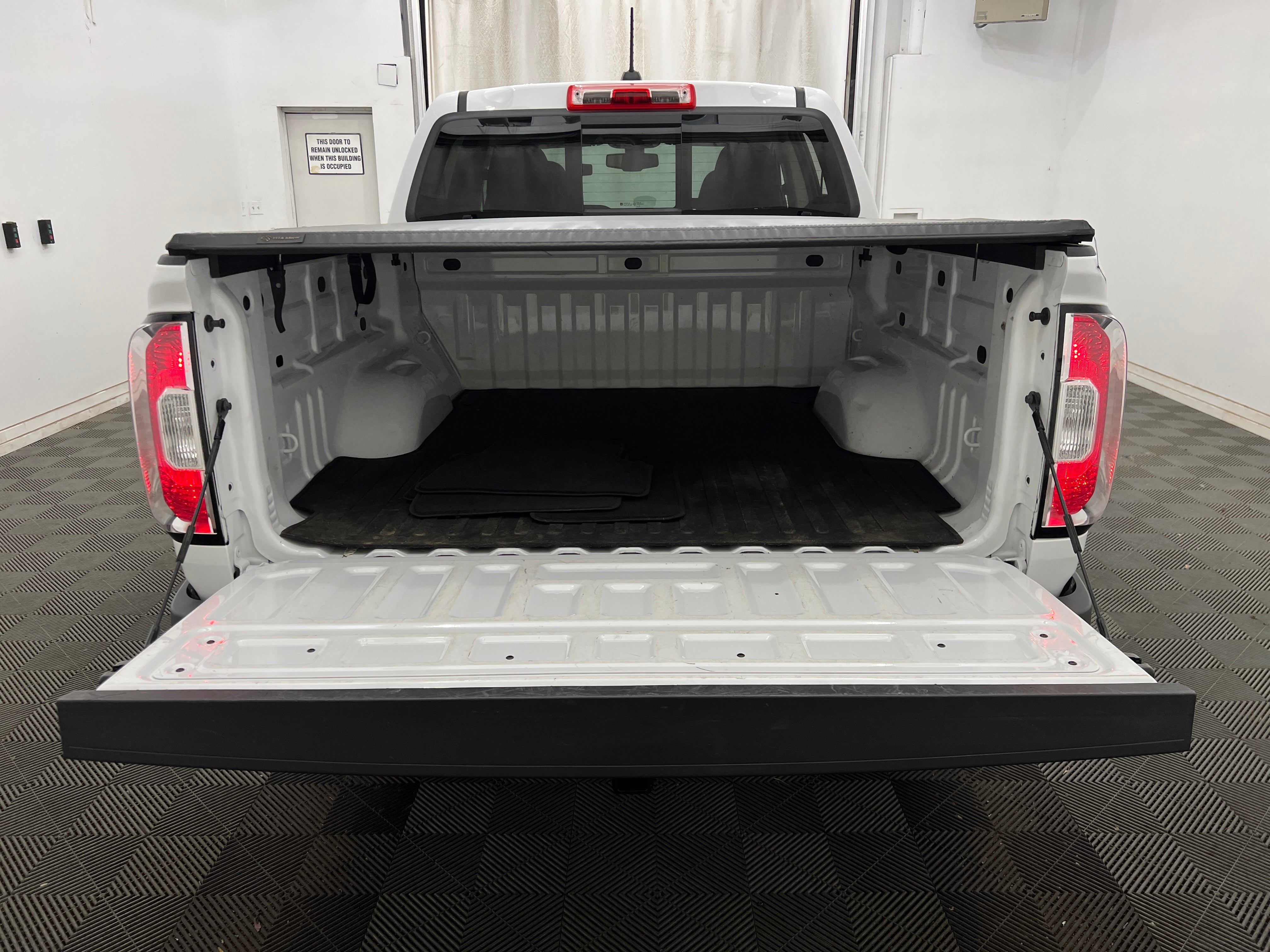 2022 GMC Canyon AT4 6