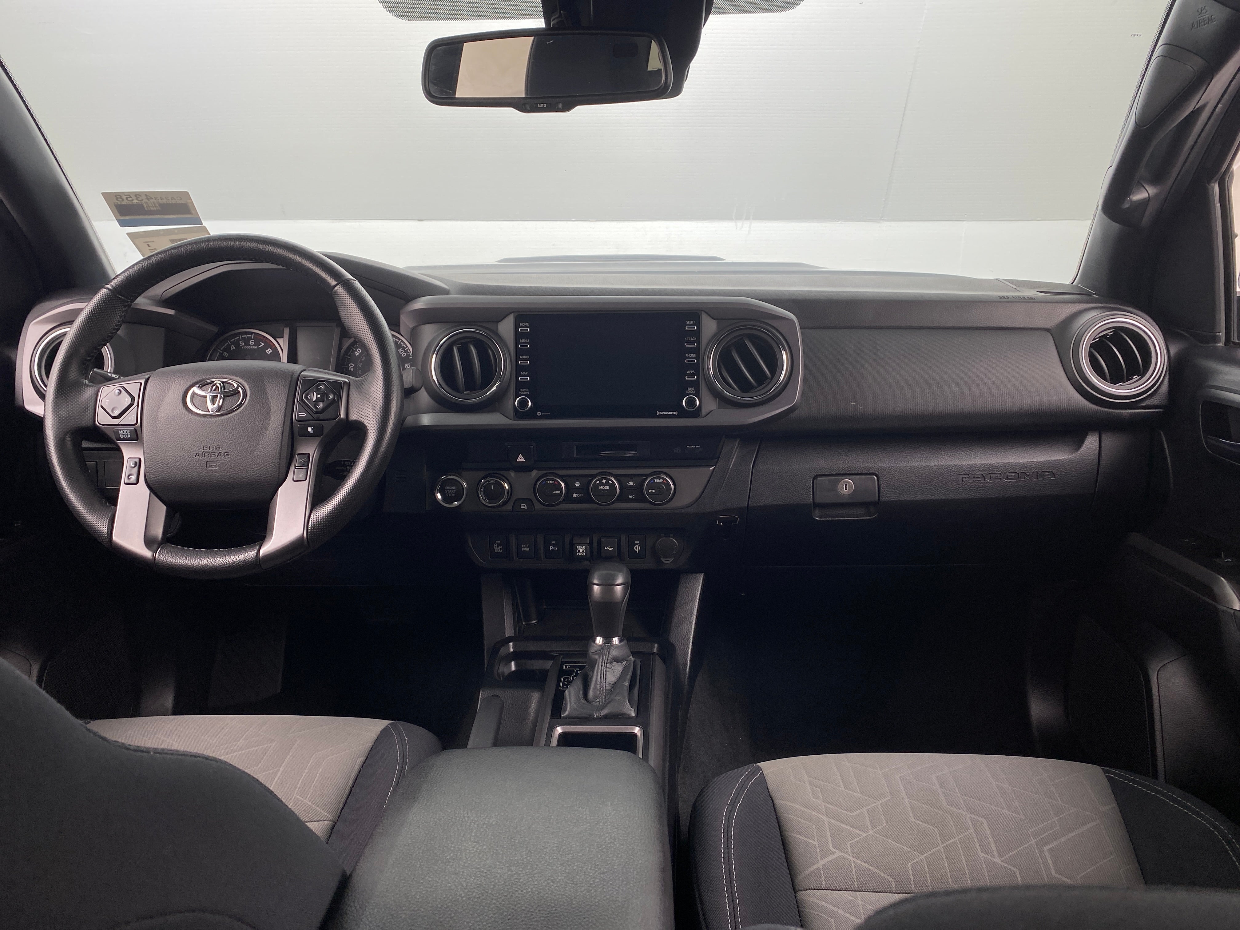2021 Toyota Tacoma TRD Sport 3