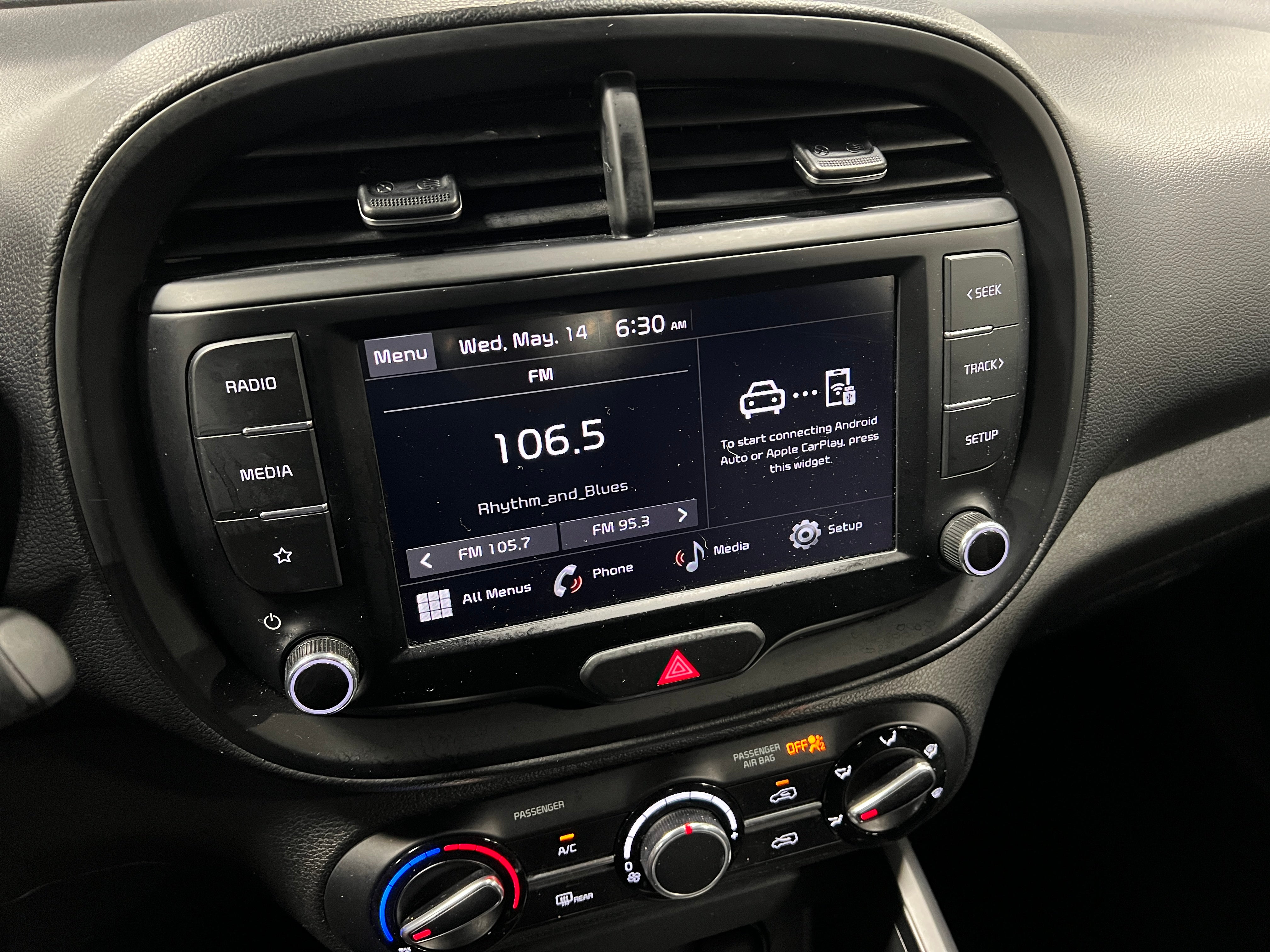 2023 Kia Soul LX 4