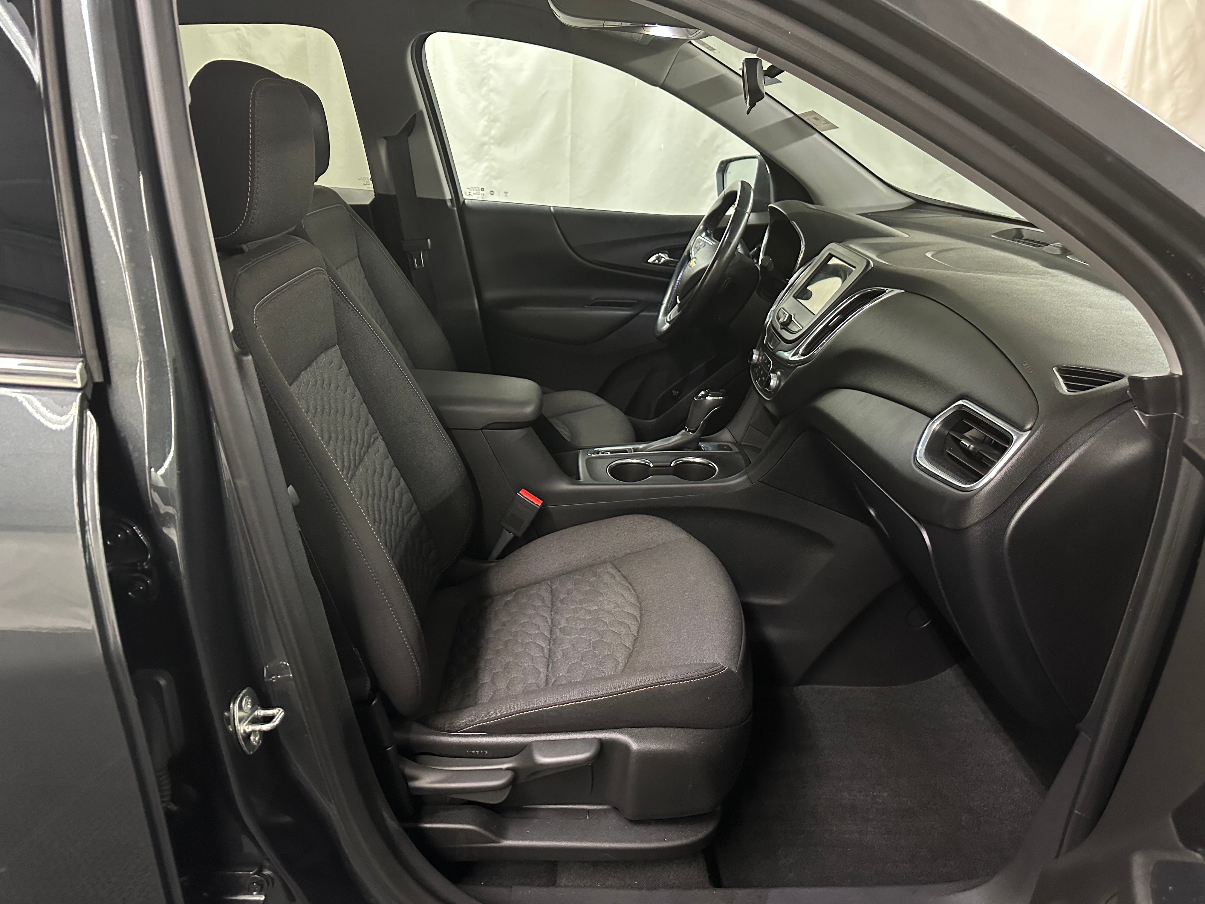 2019 Chevrolet Equinox LT 2