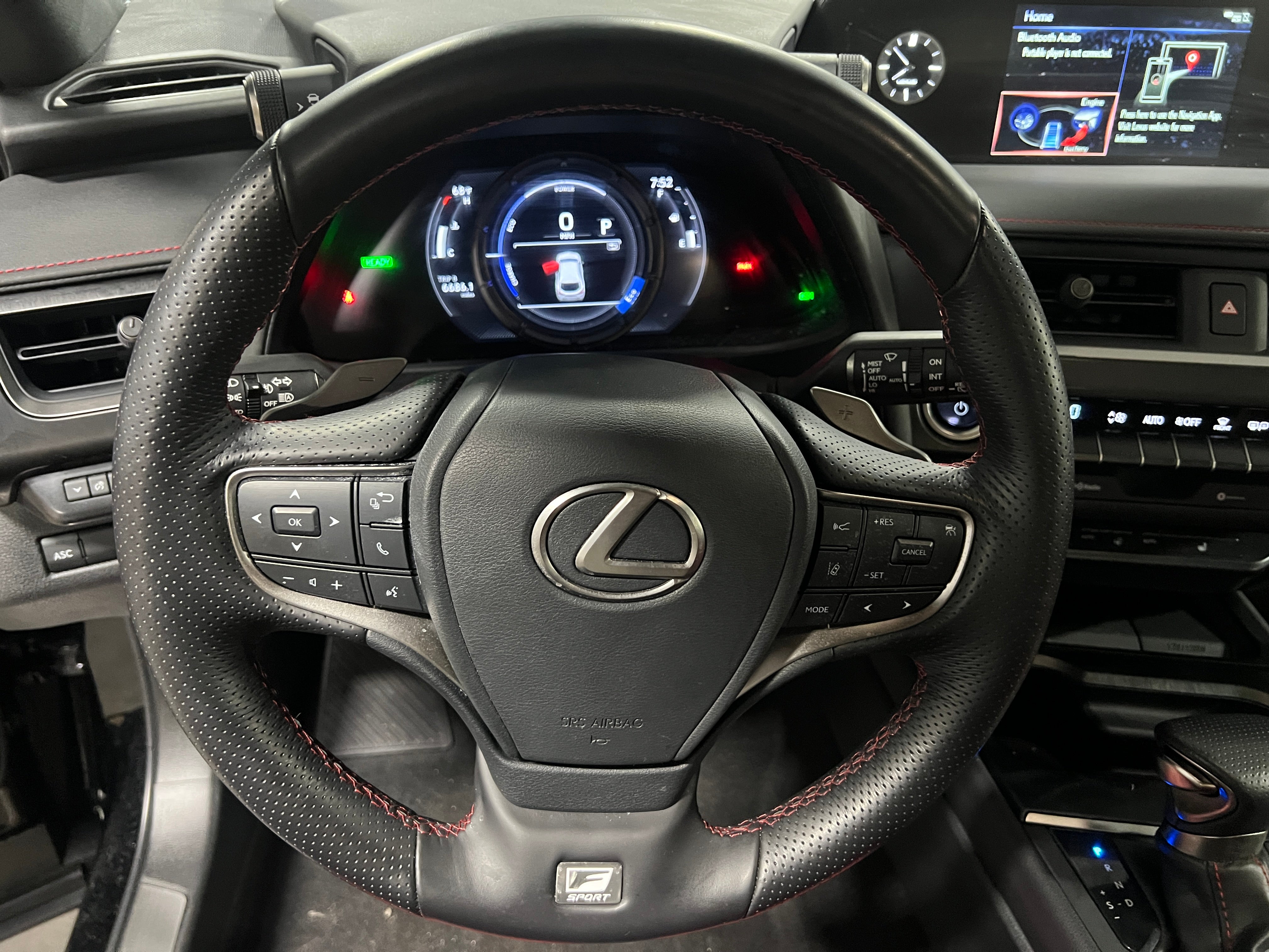 2021 Lexus UX 250h 4