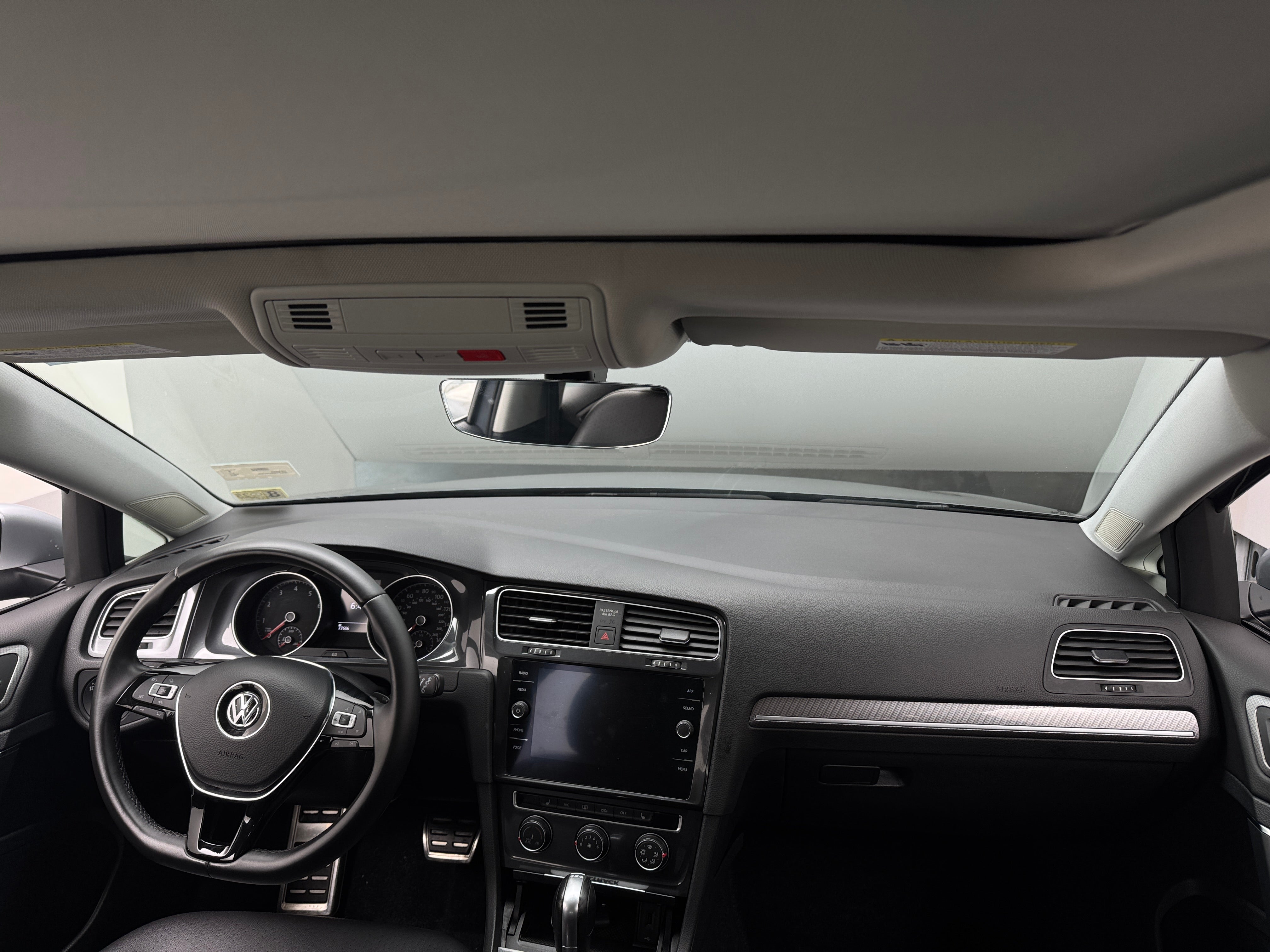 2019 Volkswagen Golf Alltrack SE 2