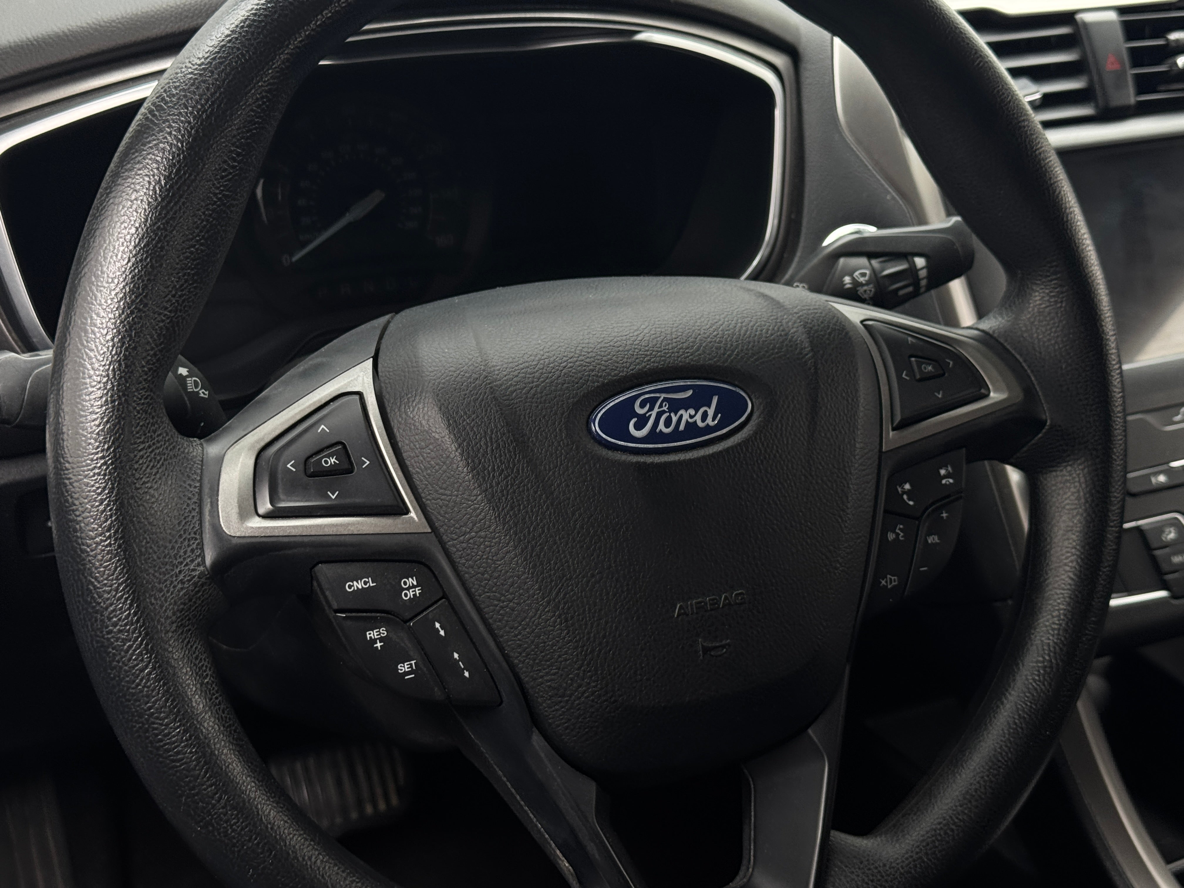 2020 Ford Fusion SE 5
