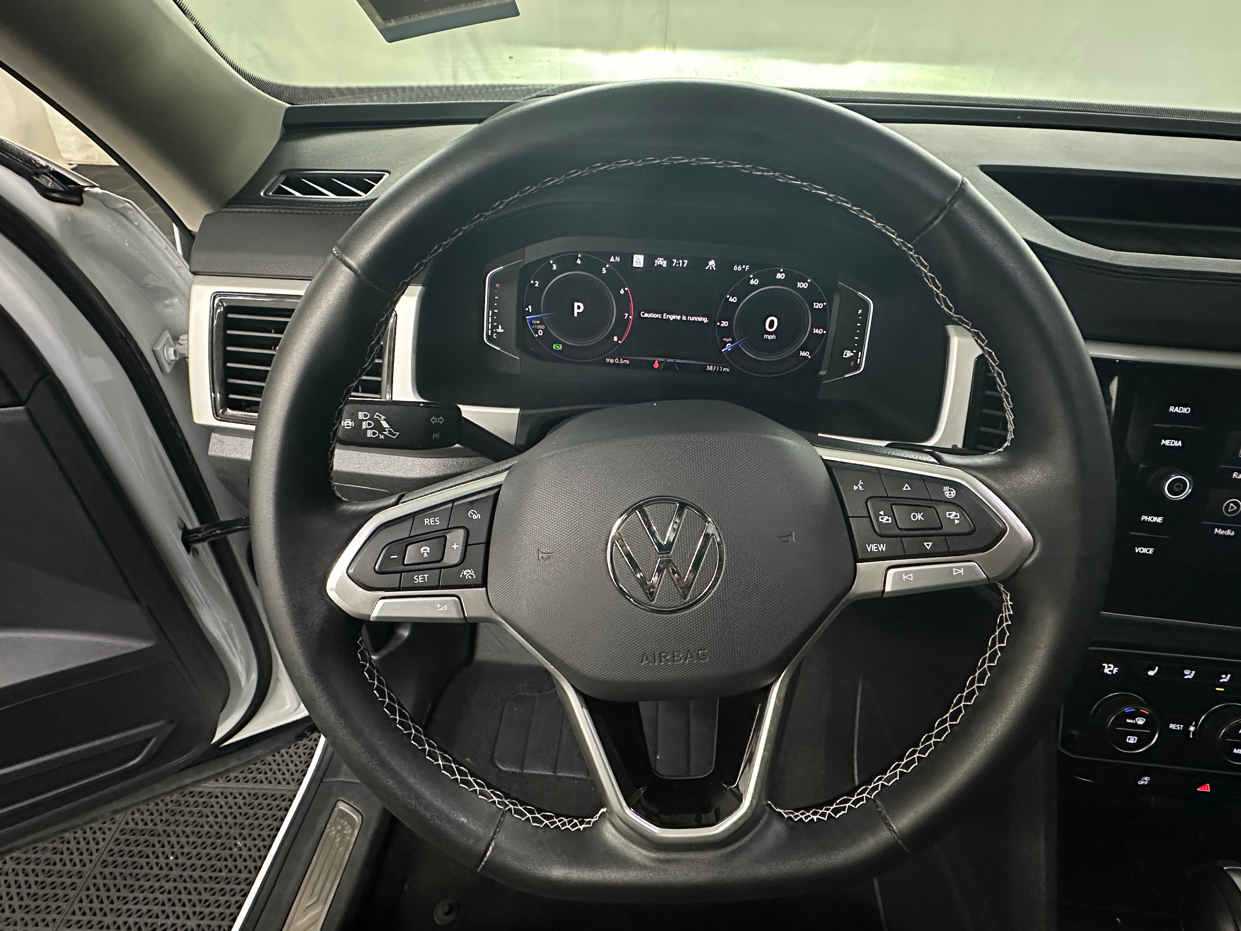 2023 Volkswagen Atlas SEL 4