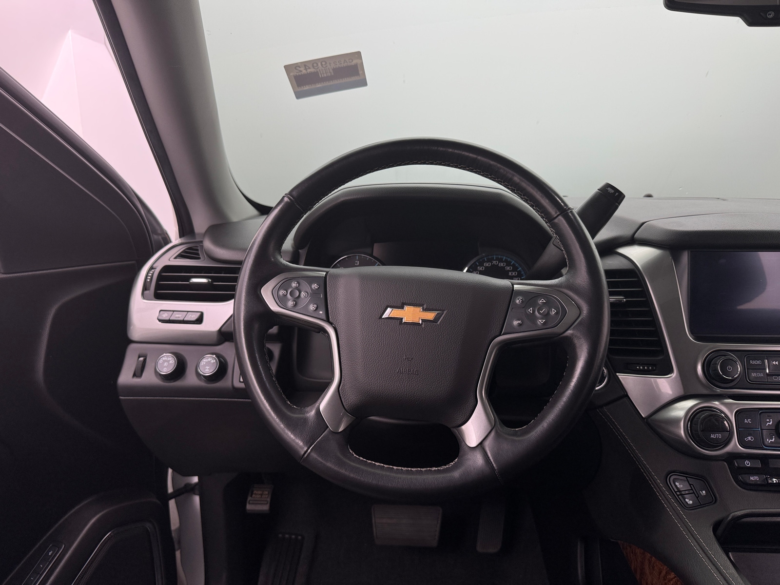 Thumbnail: 2020 Chevrolet Suburban - 4