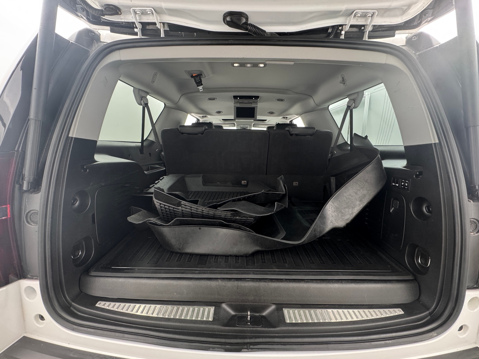 Thumbnail: 2020 Chevrolet Suburban - 6
