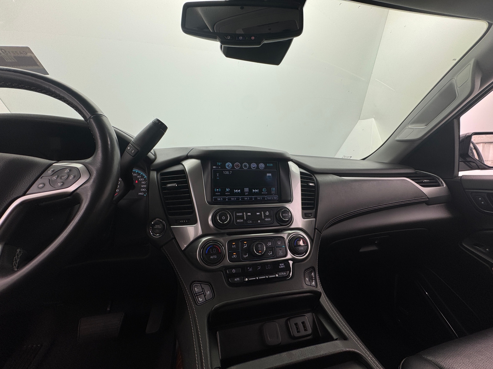 Thumbnail: 2020 Chevrolet Suburban - 3