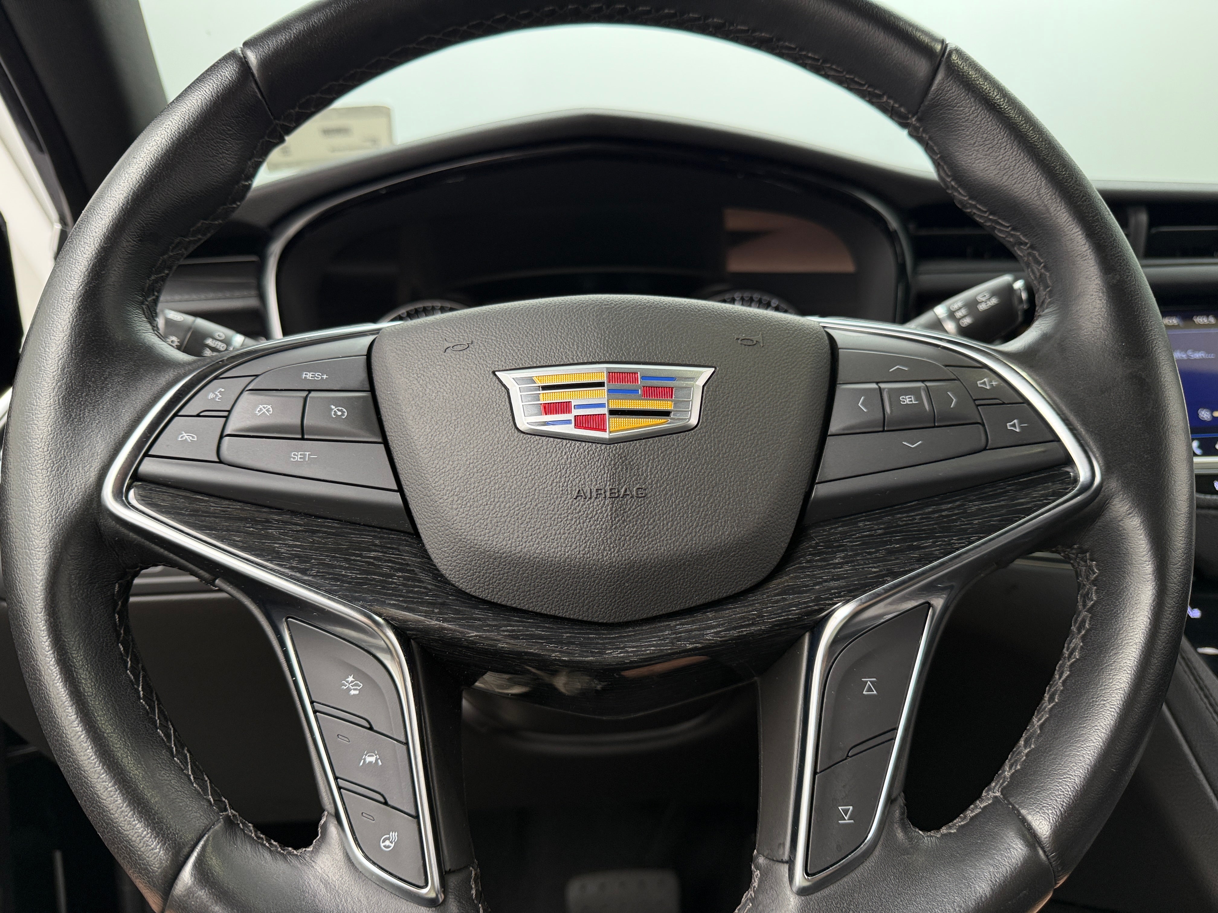 2022 Cadillac XT5 Premium Luxury 4