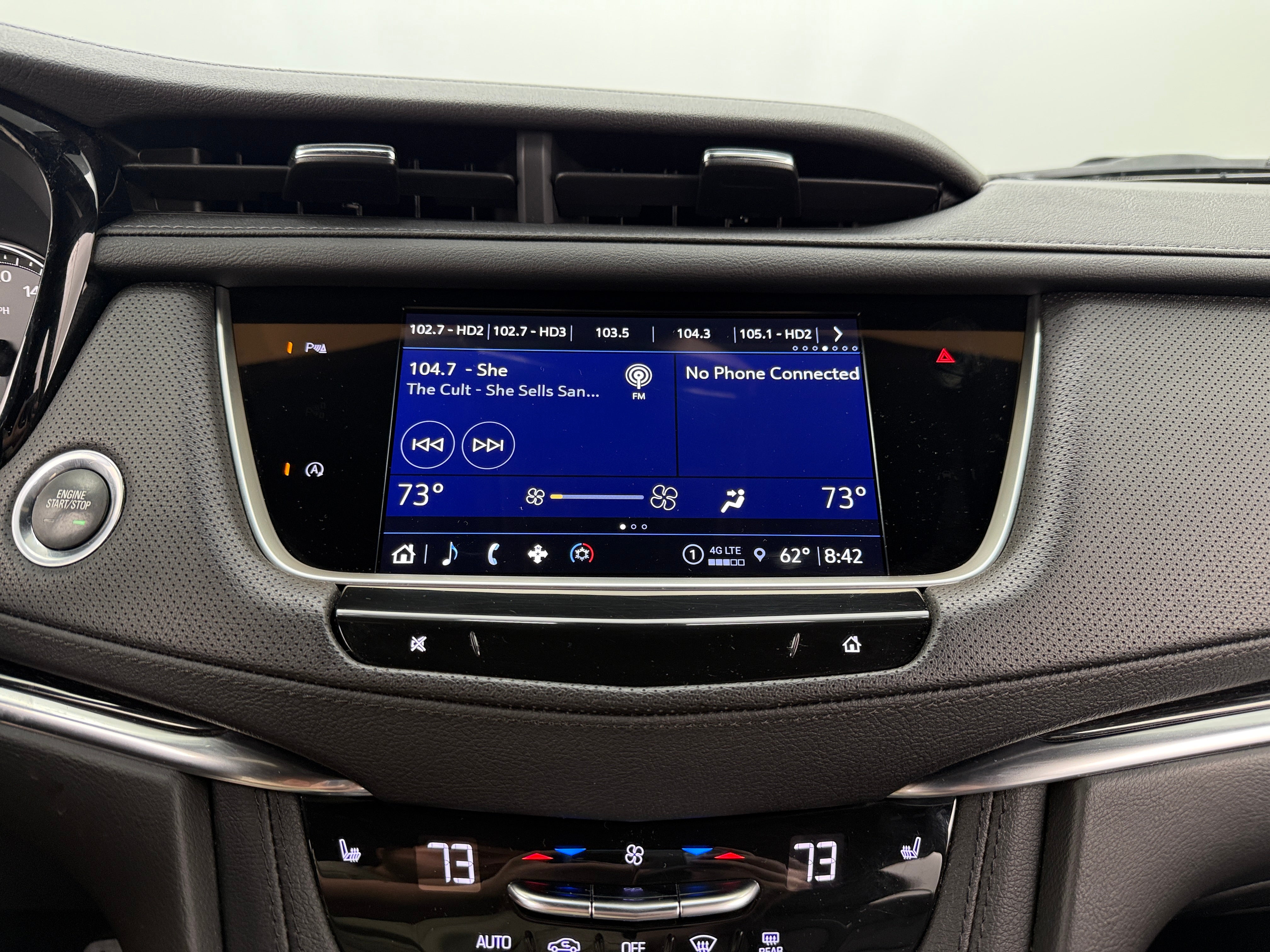 2022 Cadillac XT5 Premium Luxury 3
