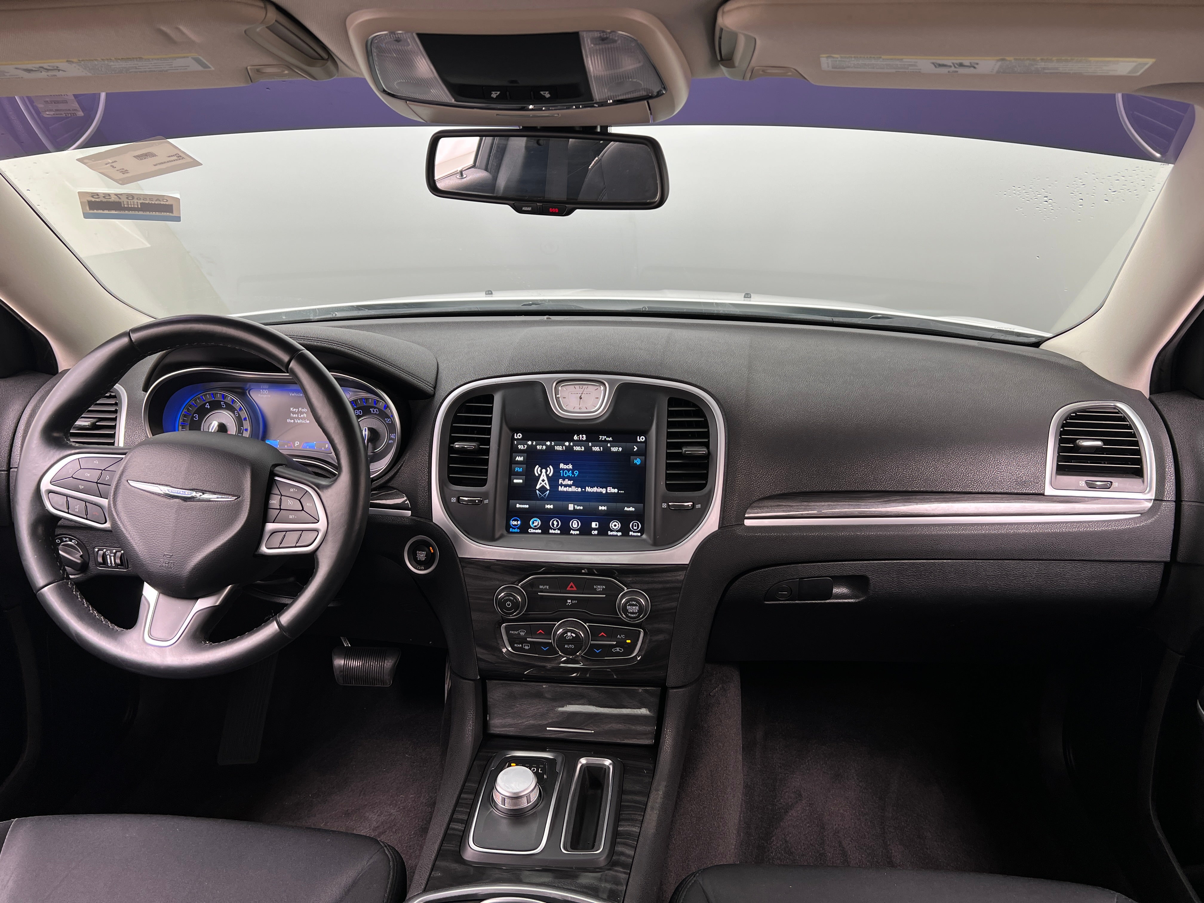 2018 Chrysler 300 Touring 3