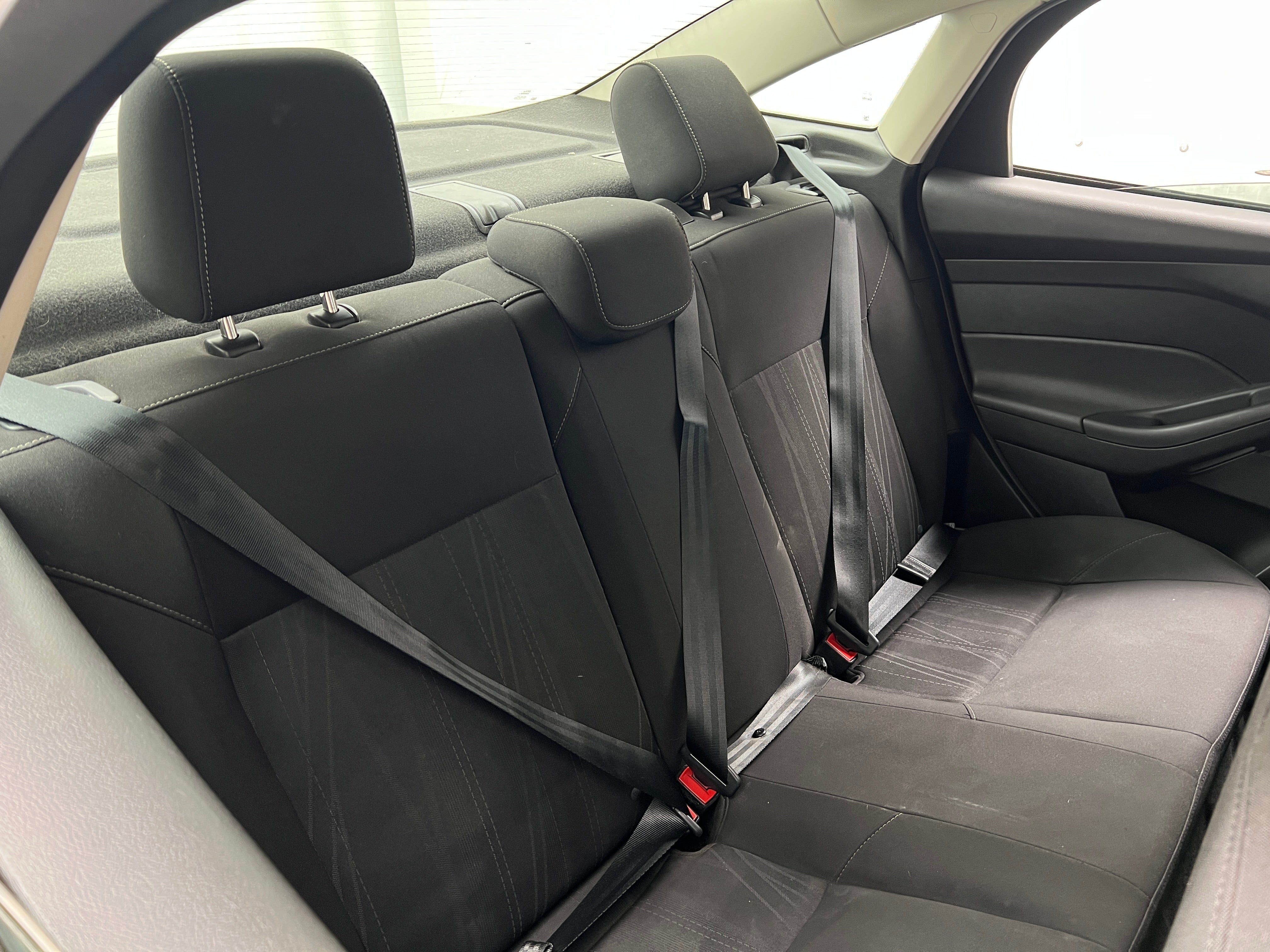 2018 Ford Focus S 6