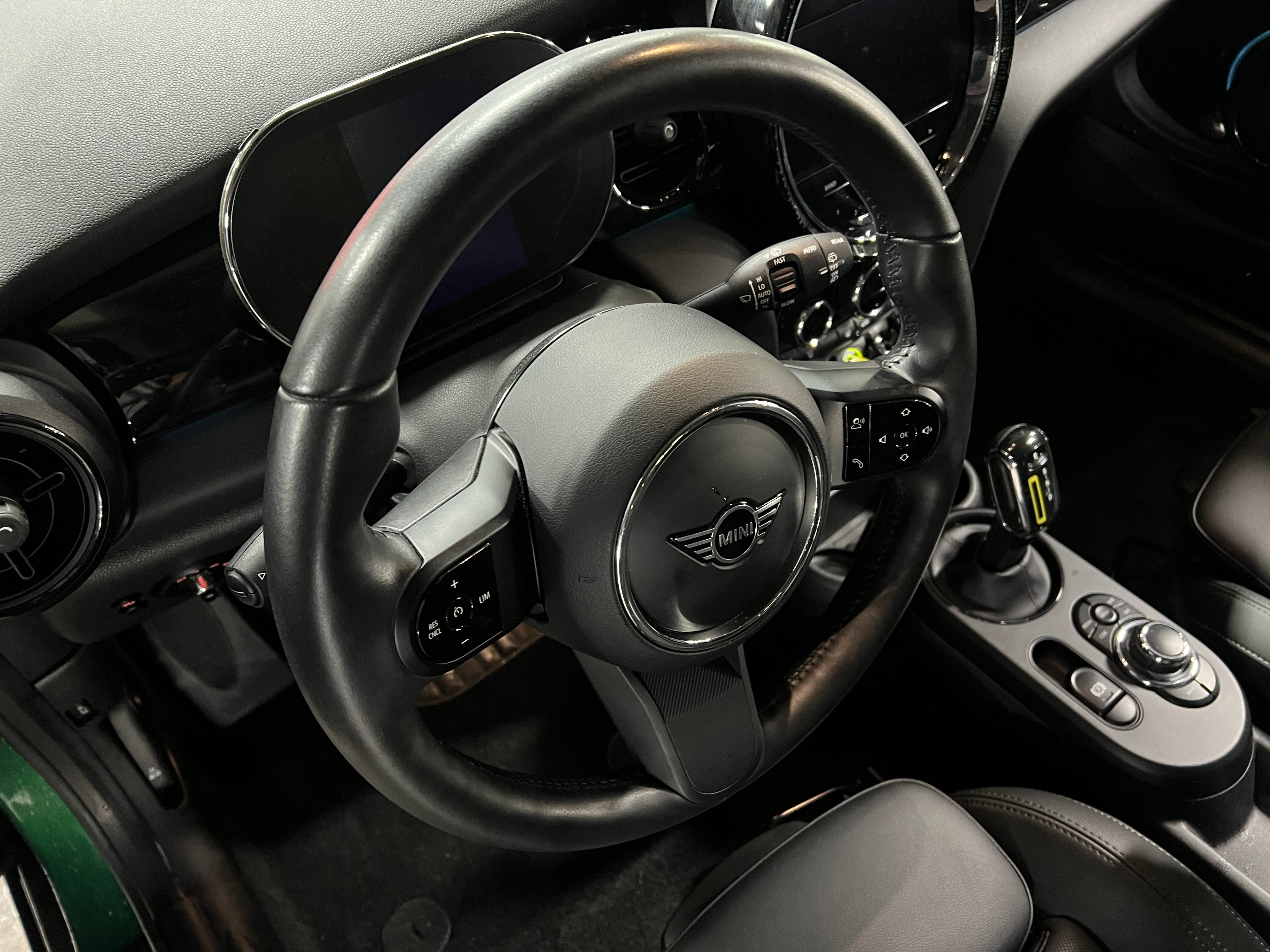 2022 MINI Cooper Hardtop SE 4