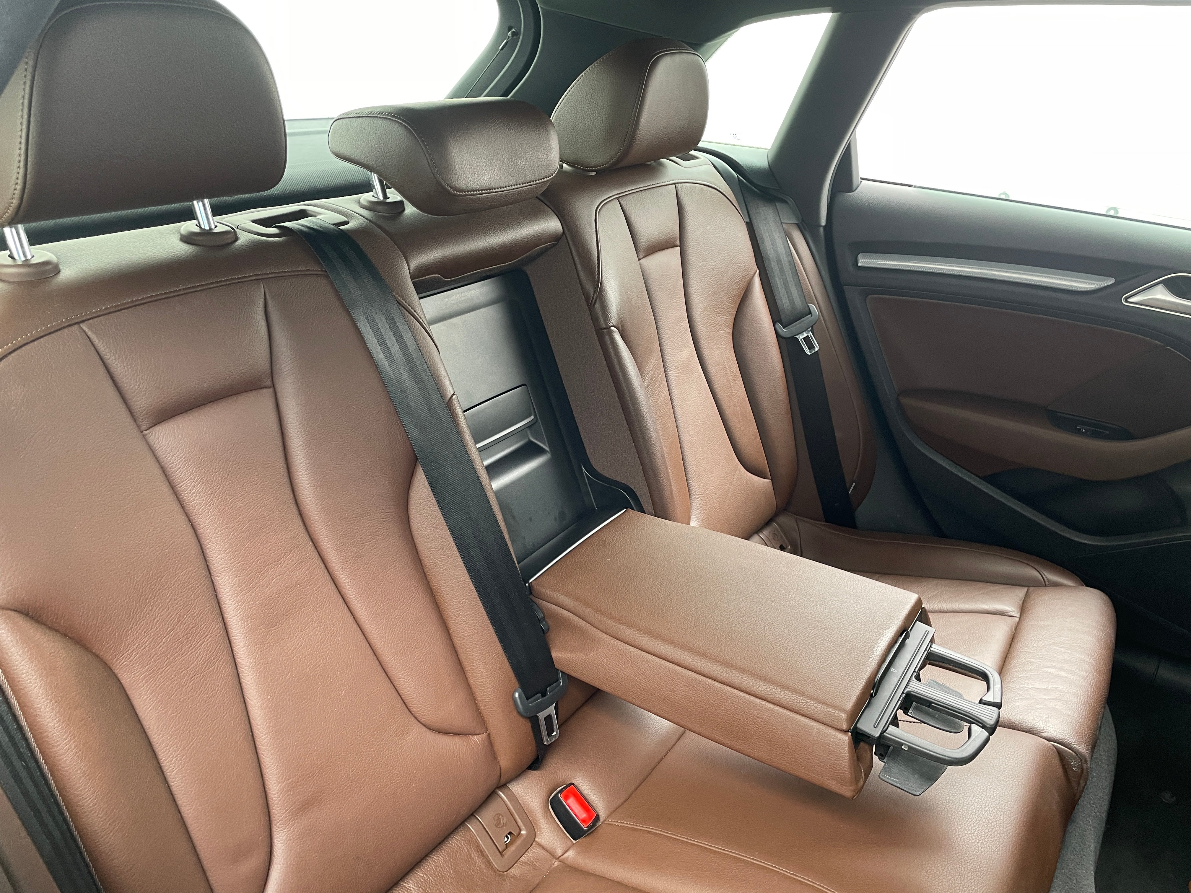 2016 Audi A3 e-tron Premium Plus 5