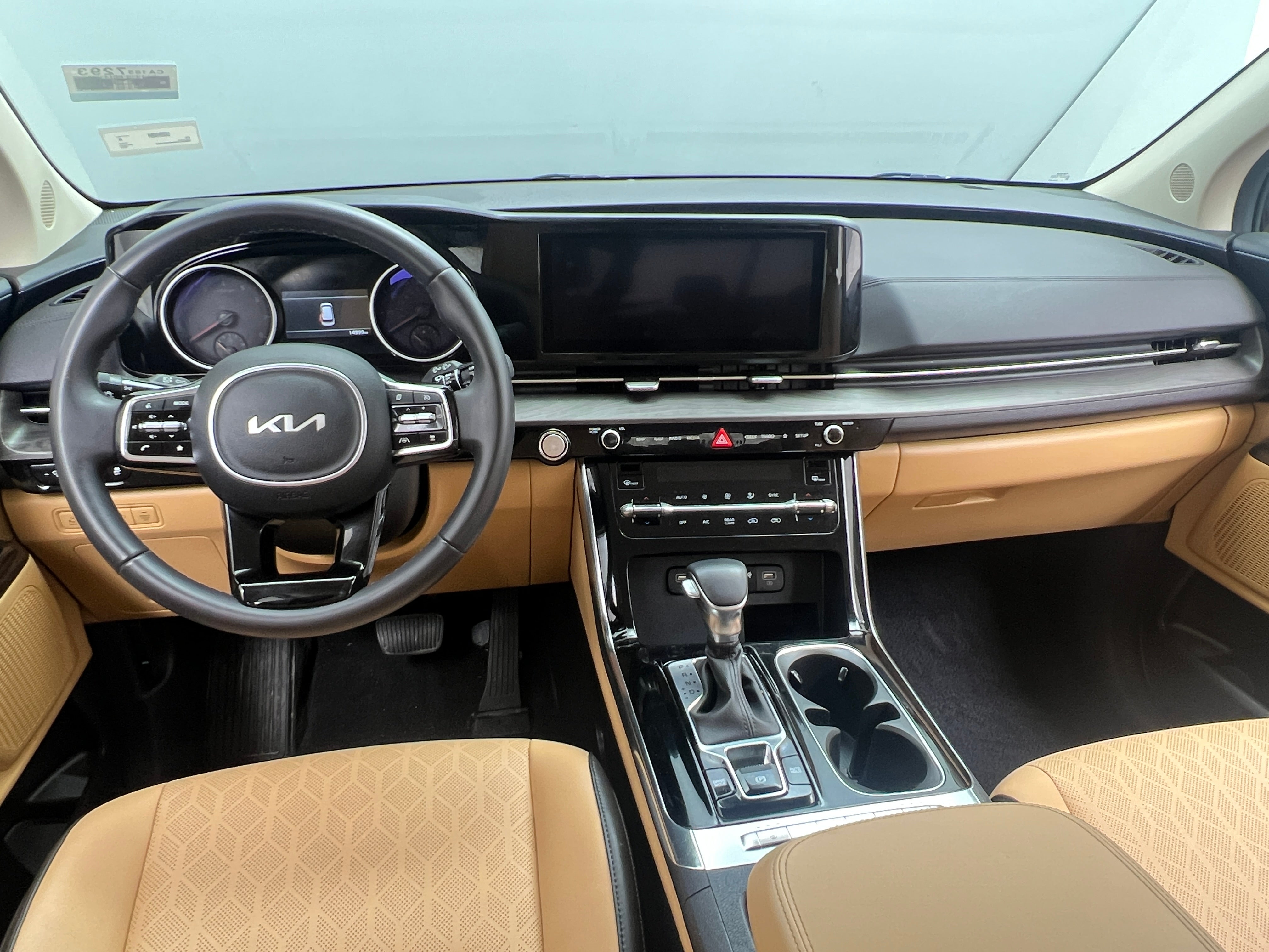 2024 Kia Carnival EX 2