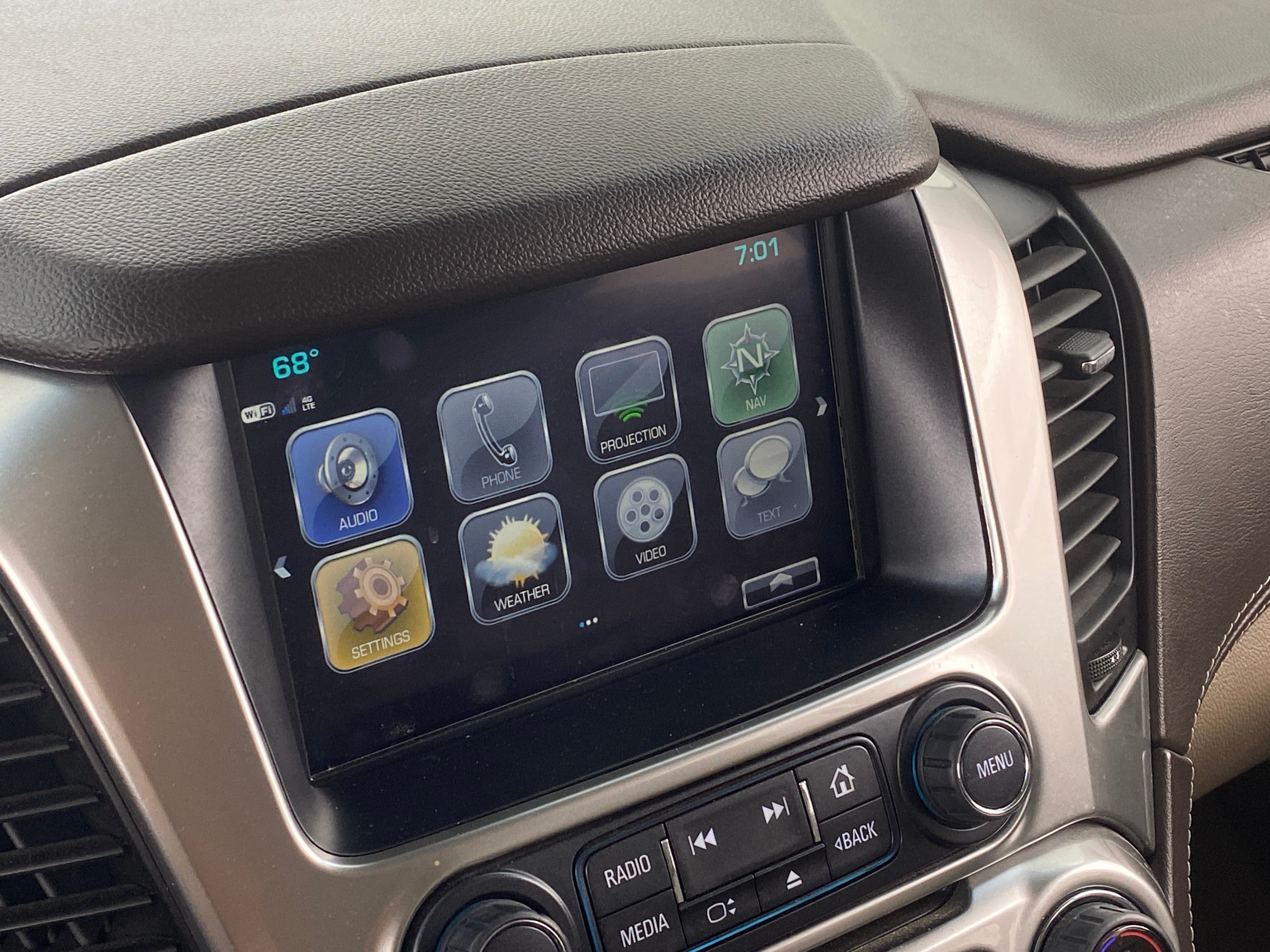 2020 Chevrolet Suburban Premier 3