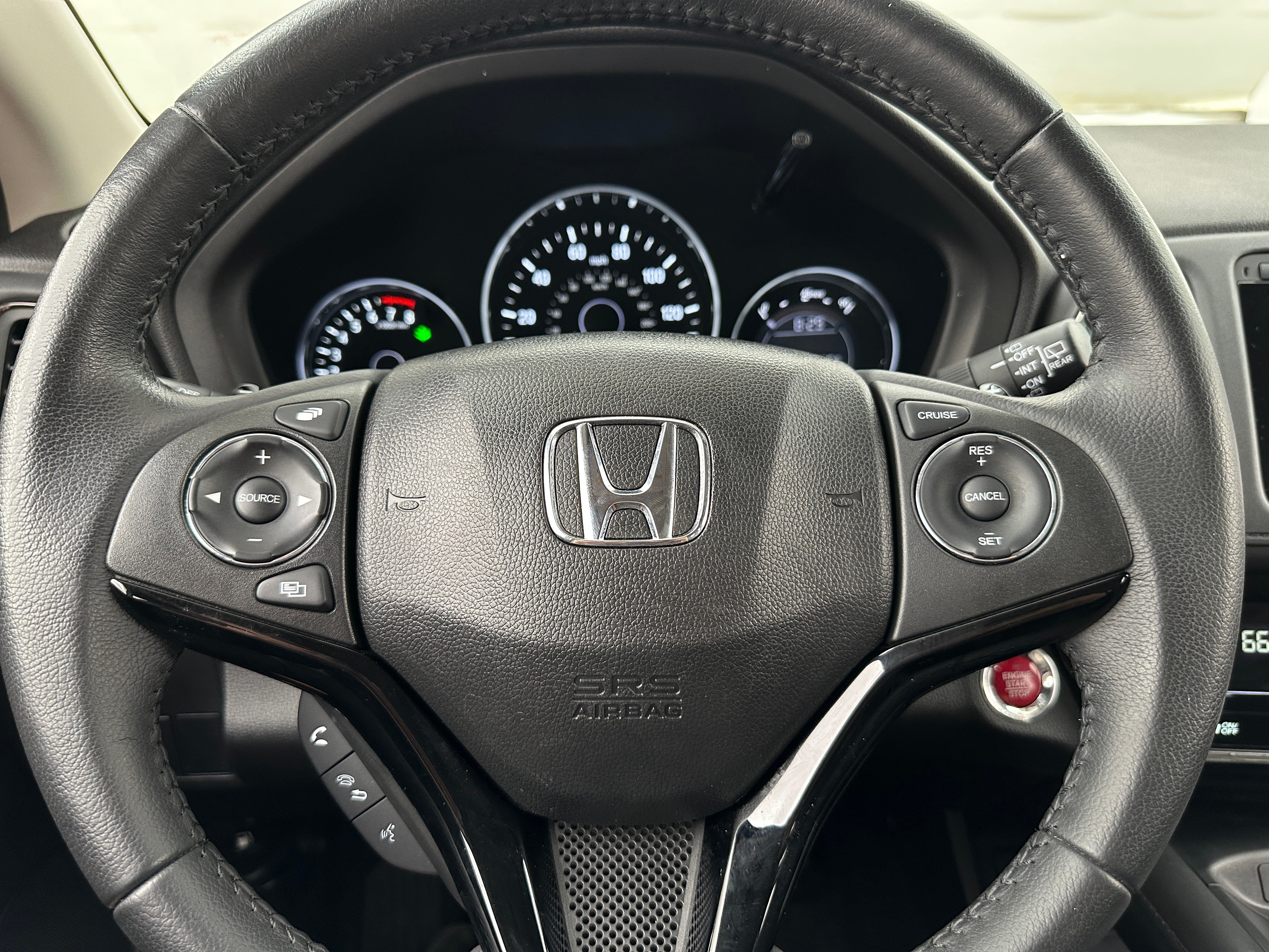 2016 Honda HR-V EX-L 4