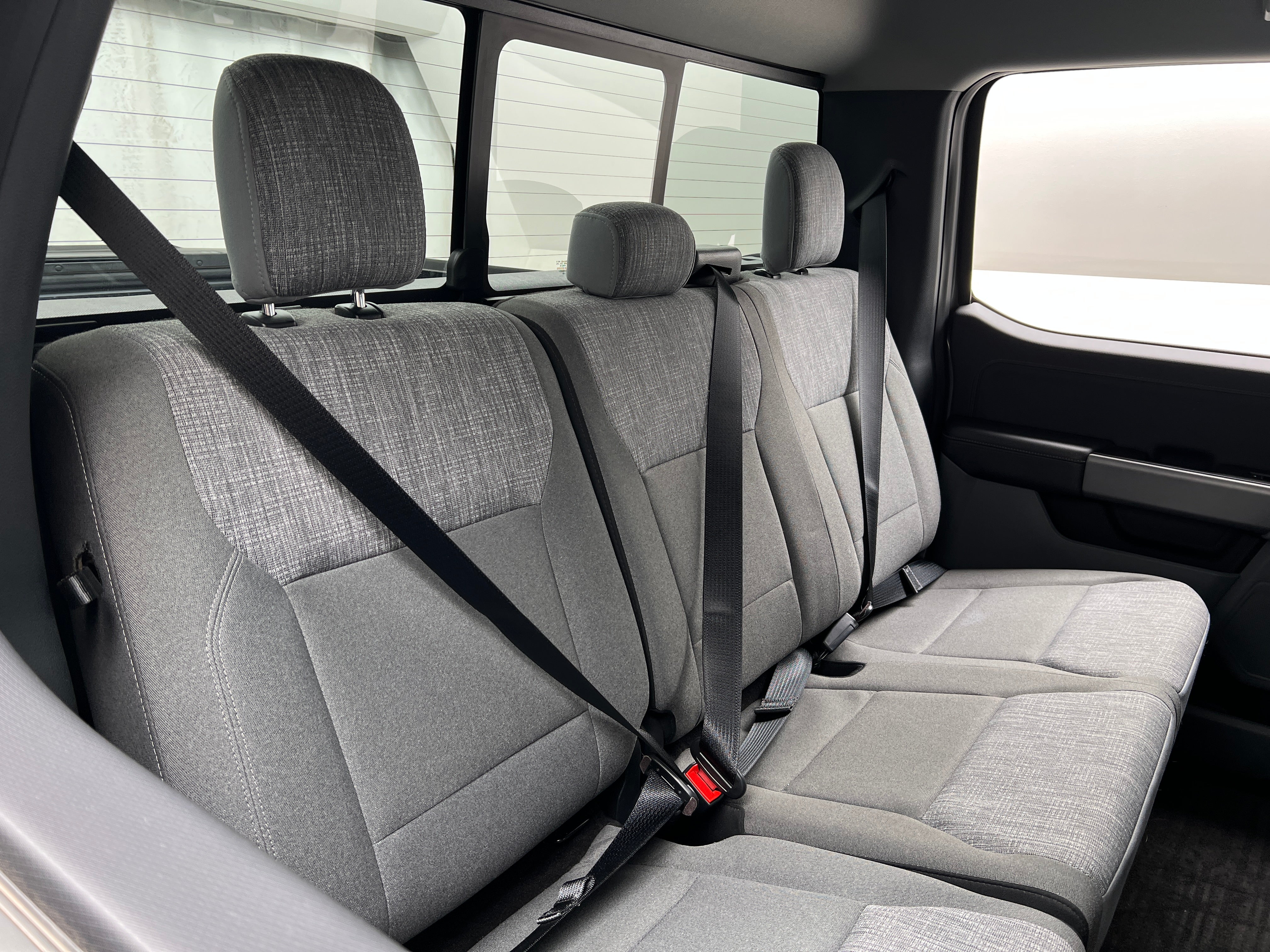 2022 Ford Econoline E-150 6
