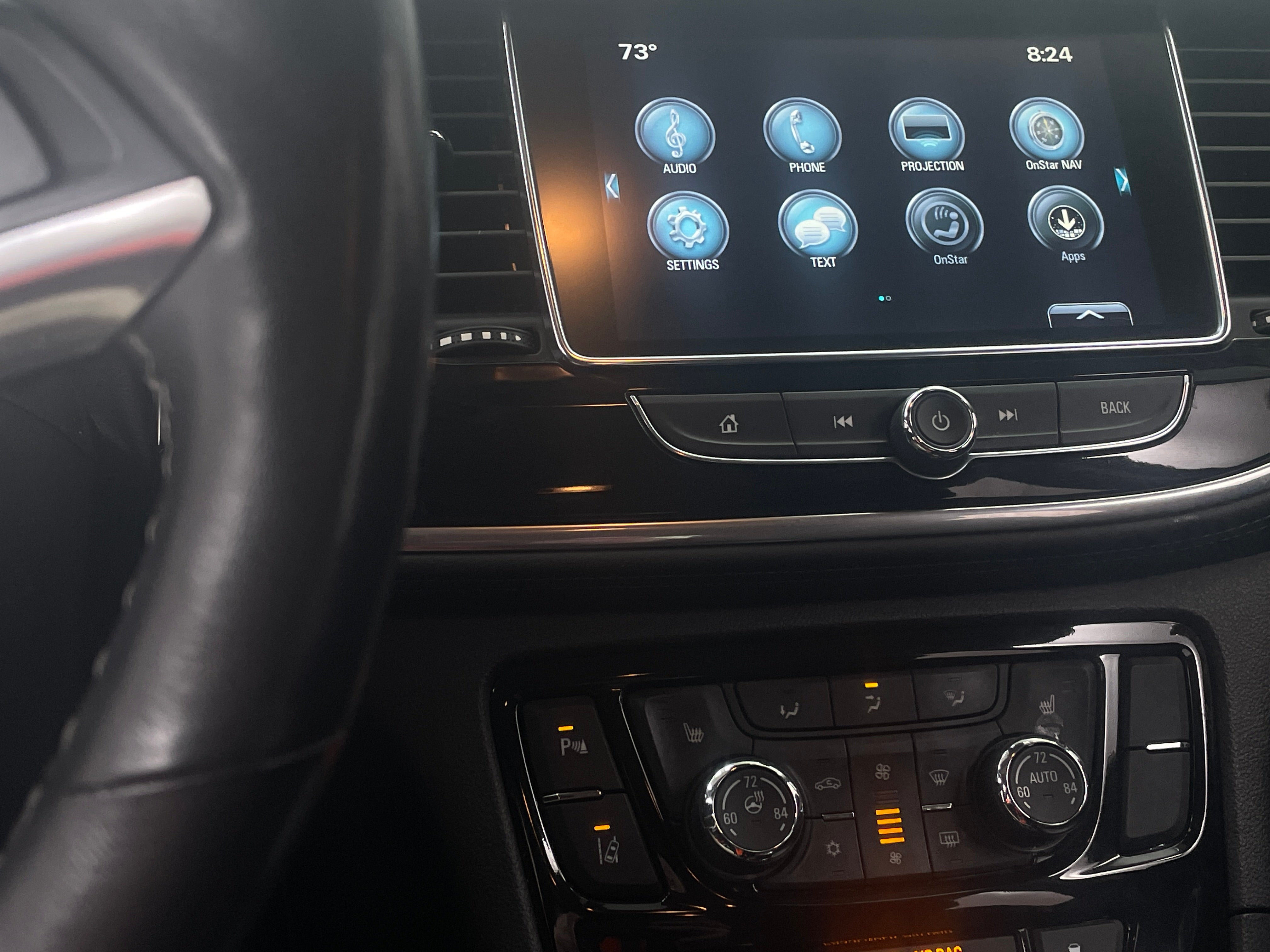 2019 Buick Encore Essence 3
